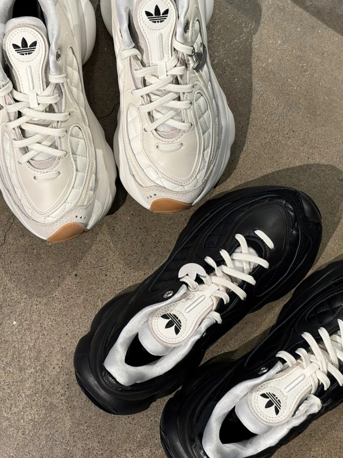 Adidas Originals ozvenuz black：KJ3972/white：HQ2643 (預購Pre-order)