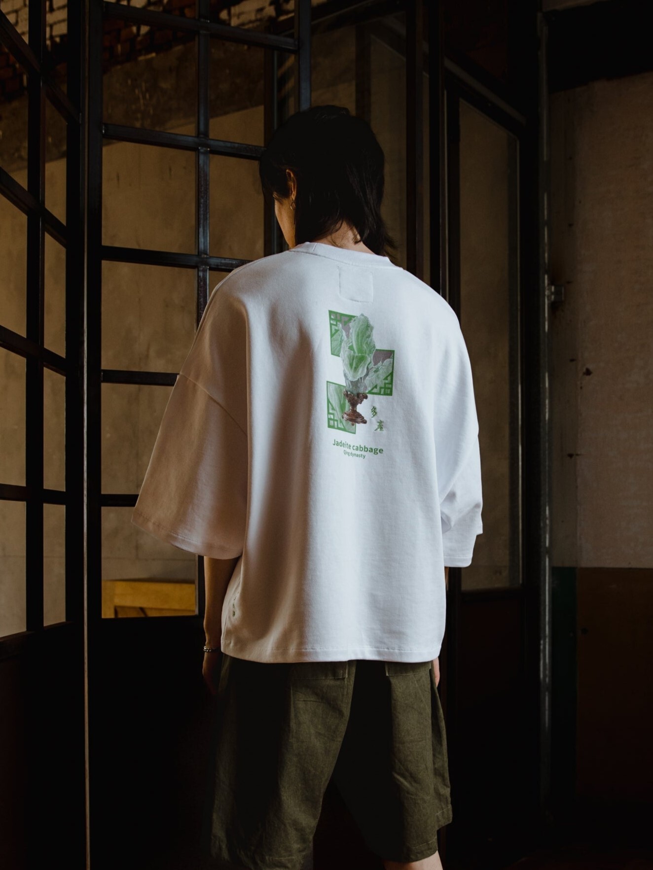 JIN翠玉白菜TEE-白色