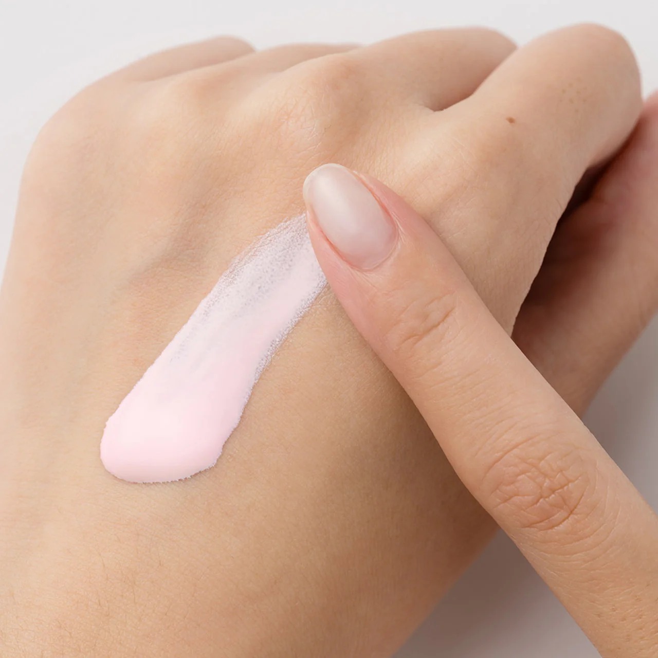 Elegance Modeling Color Base 持久剔透防曬調色乳 SPF25 PA++ 30g