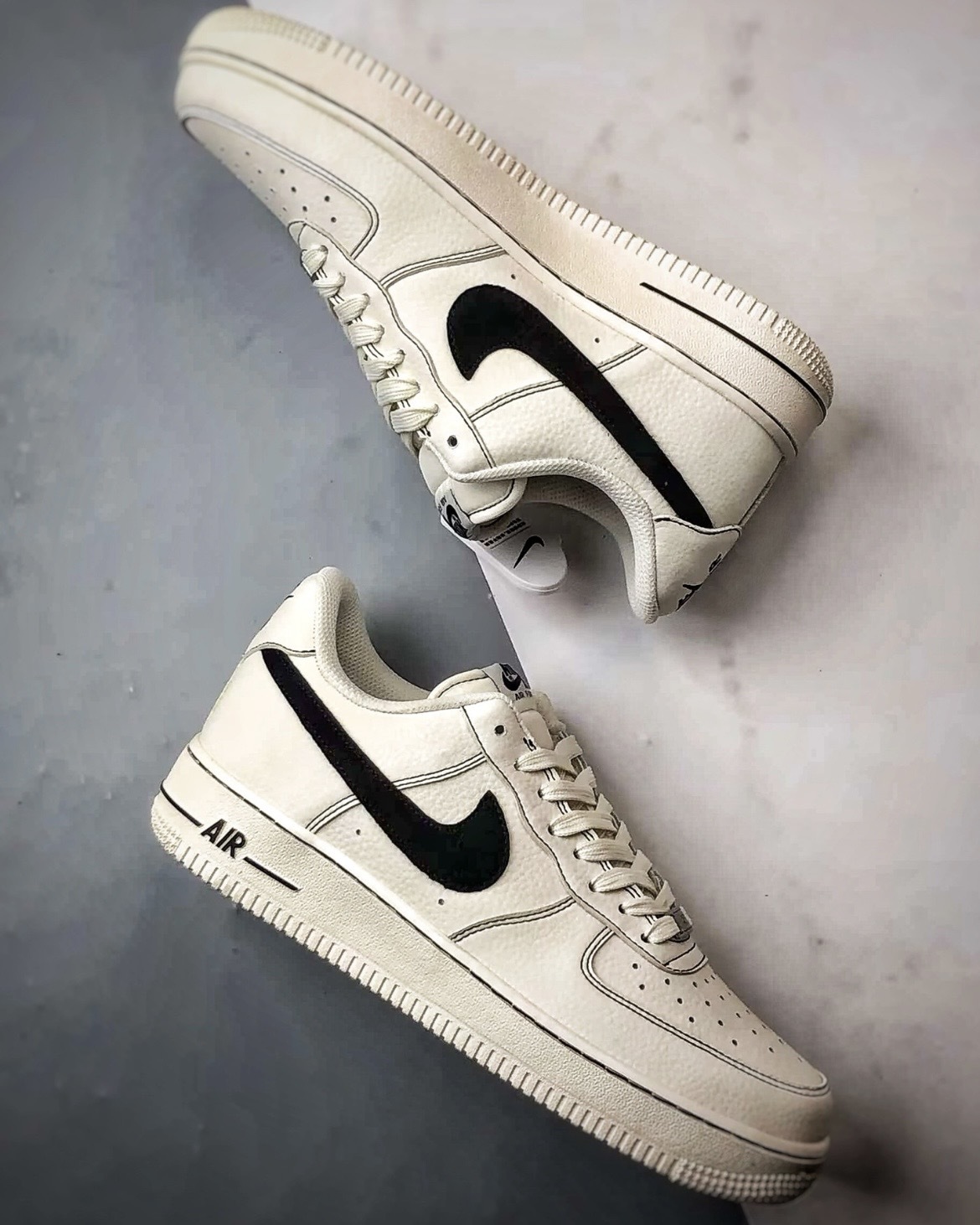 【逢甲 FUZZY】Nike Air Force 1 "Light Khaki/Black" 黑勾 米黑 縫線 荔枝皮 HQ2037-200