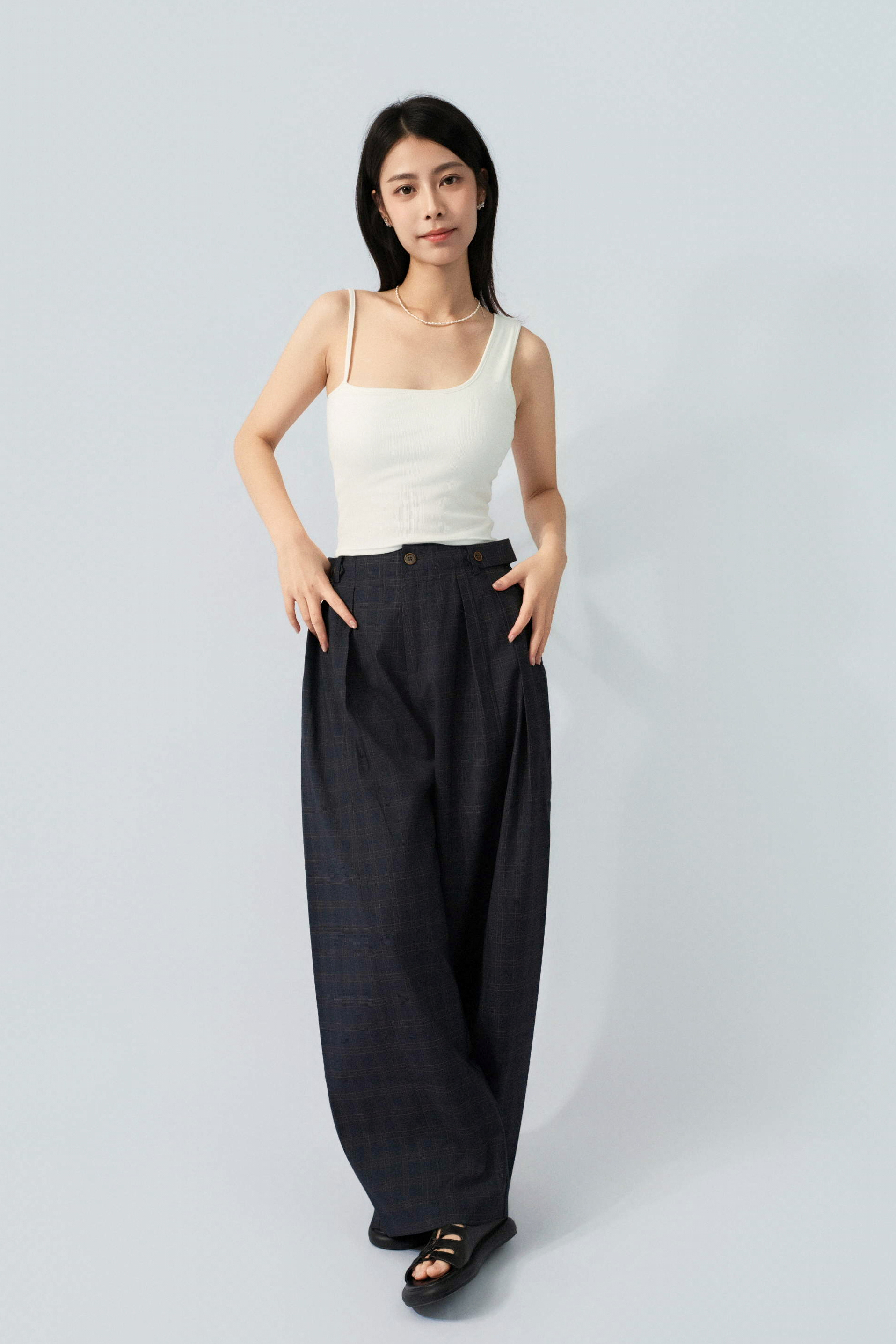 粗幼肩帶羅紋bra top（ 預購產品）