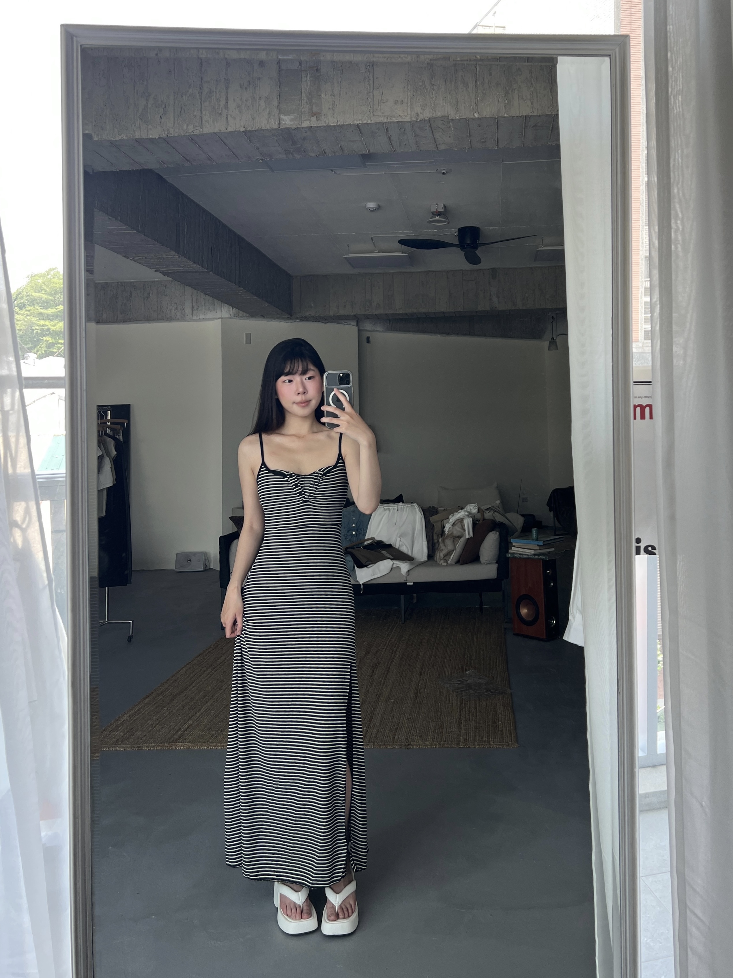 吊帶胸墊開衩長裙