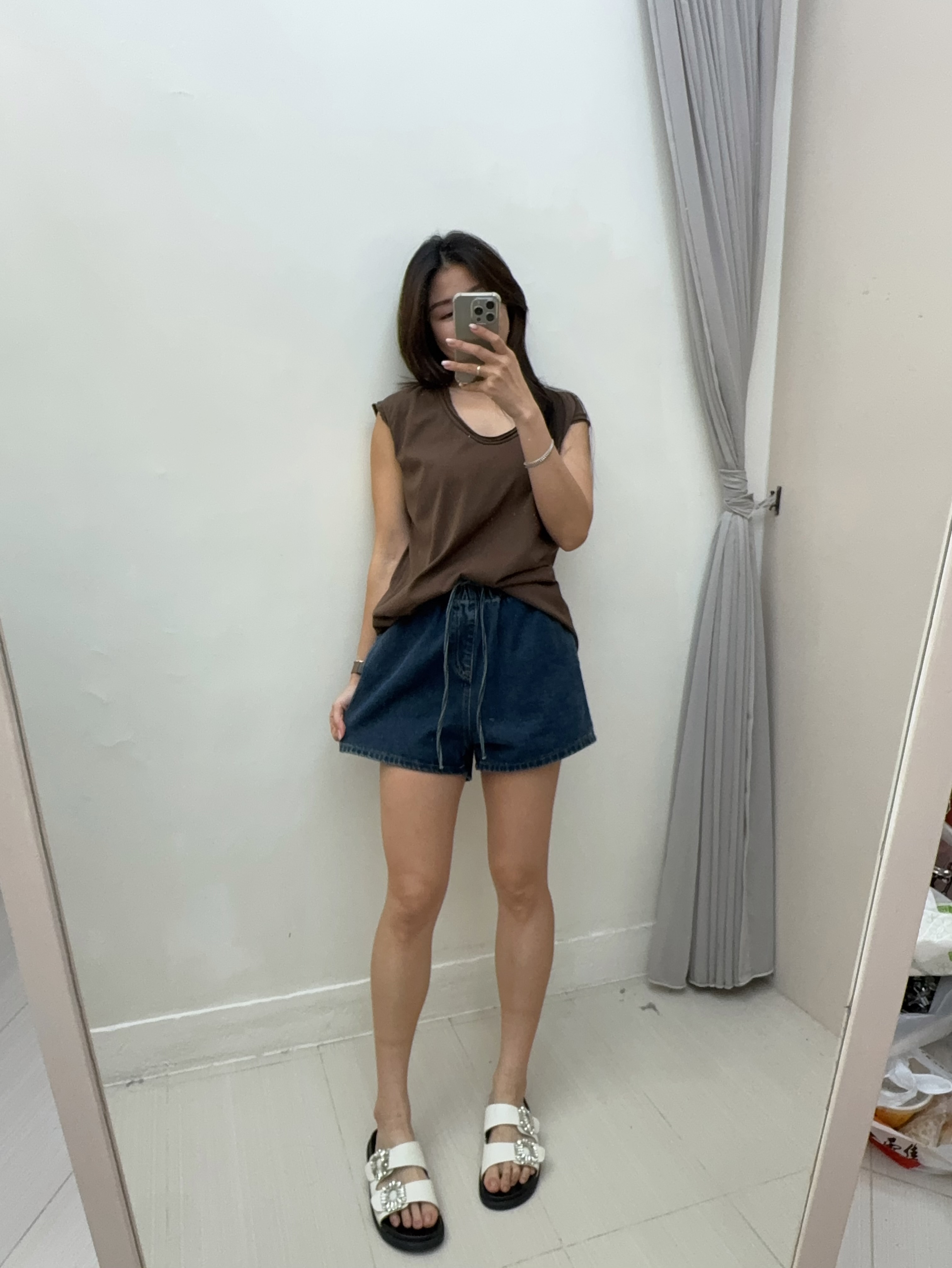 Y34