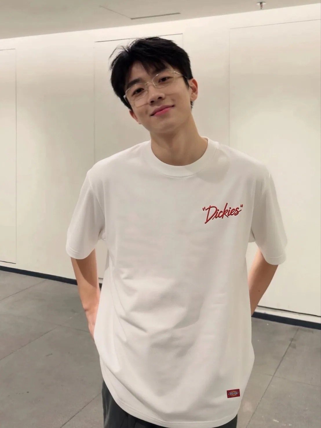 〈復古街頭感🛹〉Dickies 美式 復古 斜體字 logo 短袖 四款