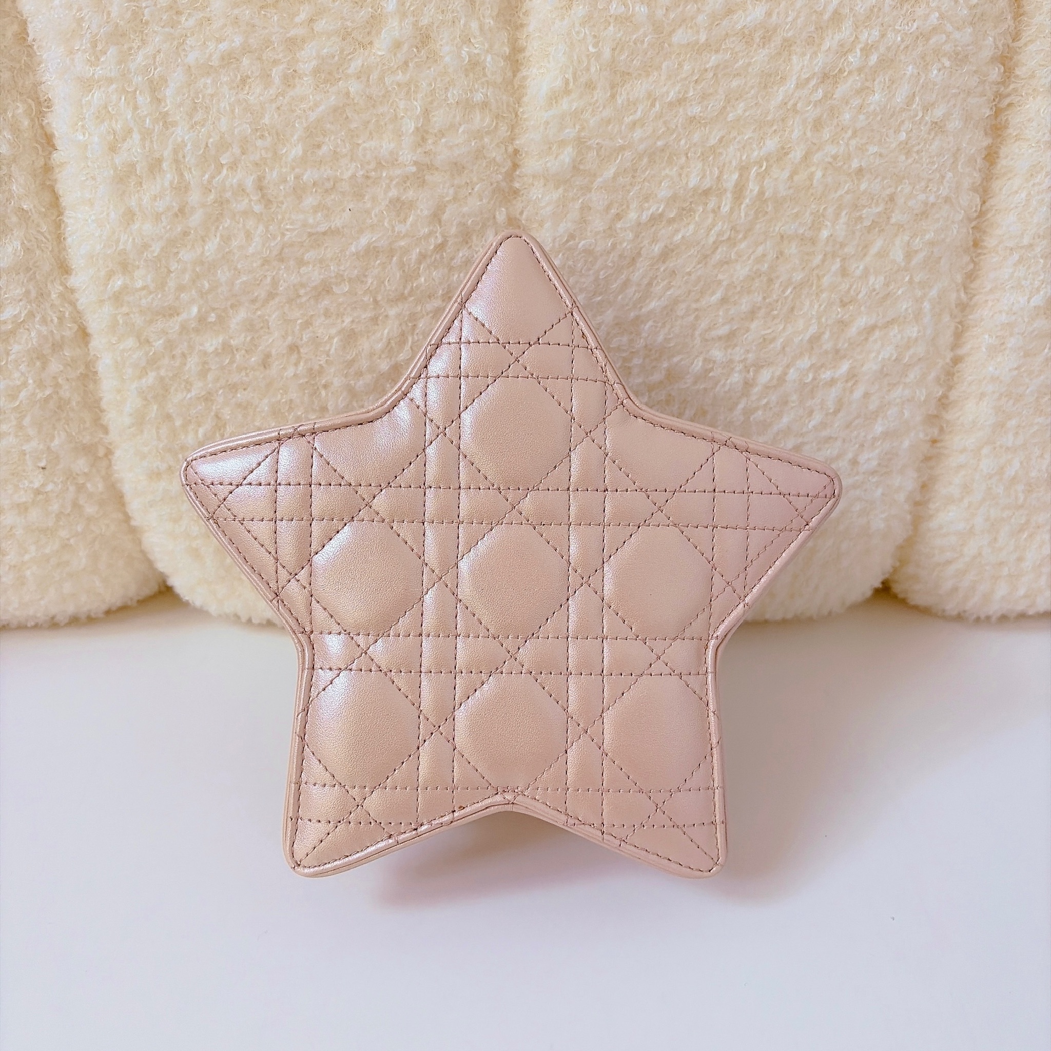 Dior Kids Star Pouch with Chain - Pearlescent Pink / -