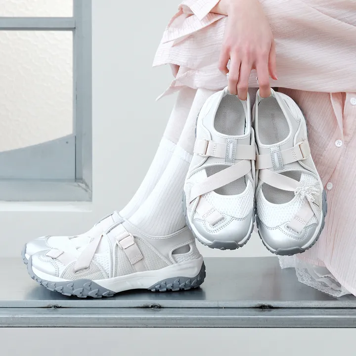 【預訂/9月底出貨】AKIII | Projet row 01 - MaryJane Silver Pink｜最後加開，售完即止