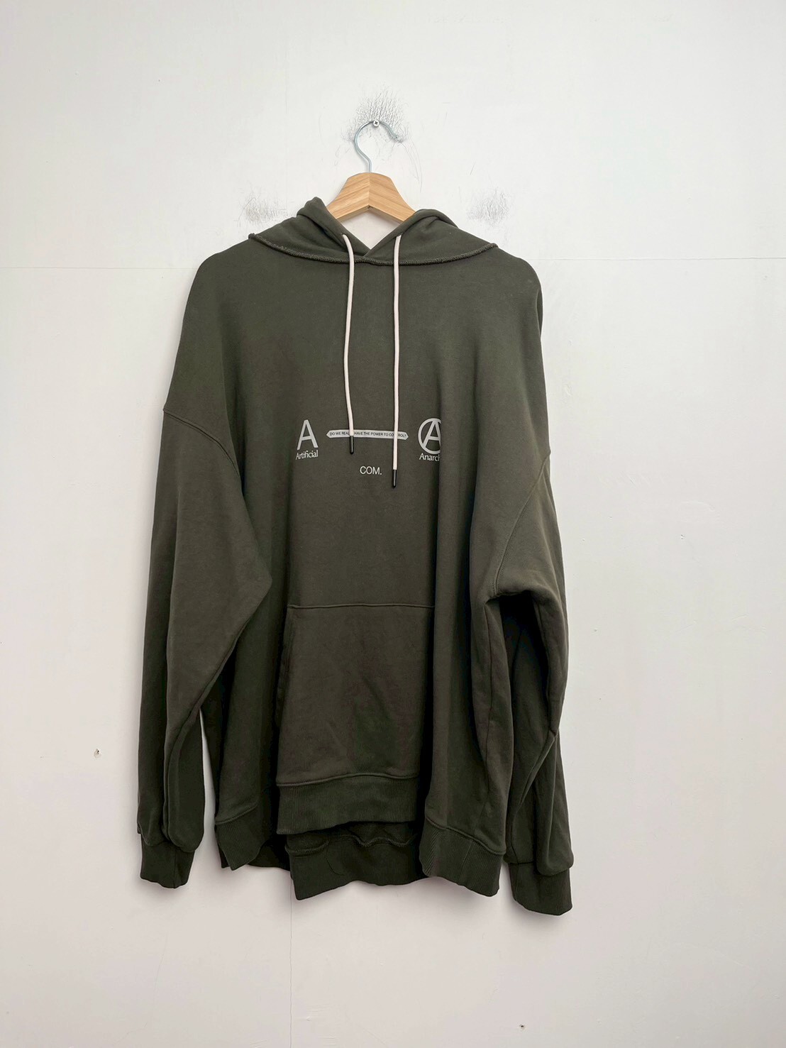 WALL OF SOUND - 4:14/”TECHNOPOLIS” A/(A) HOODIE SIZE XL