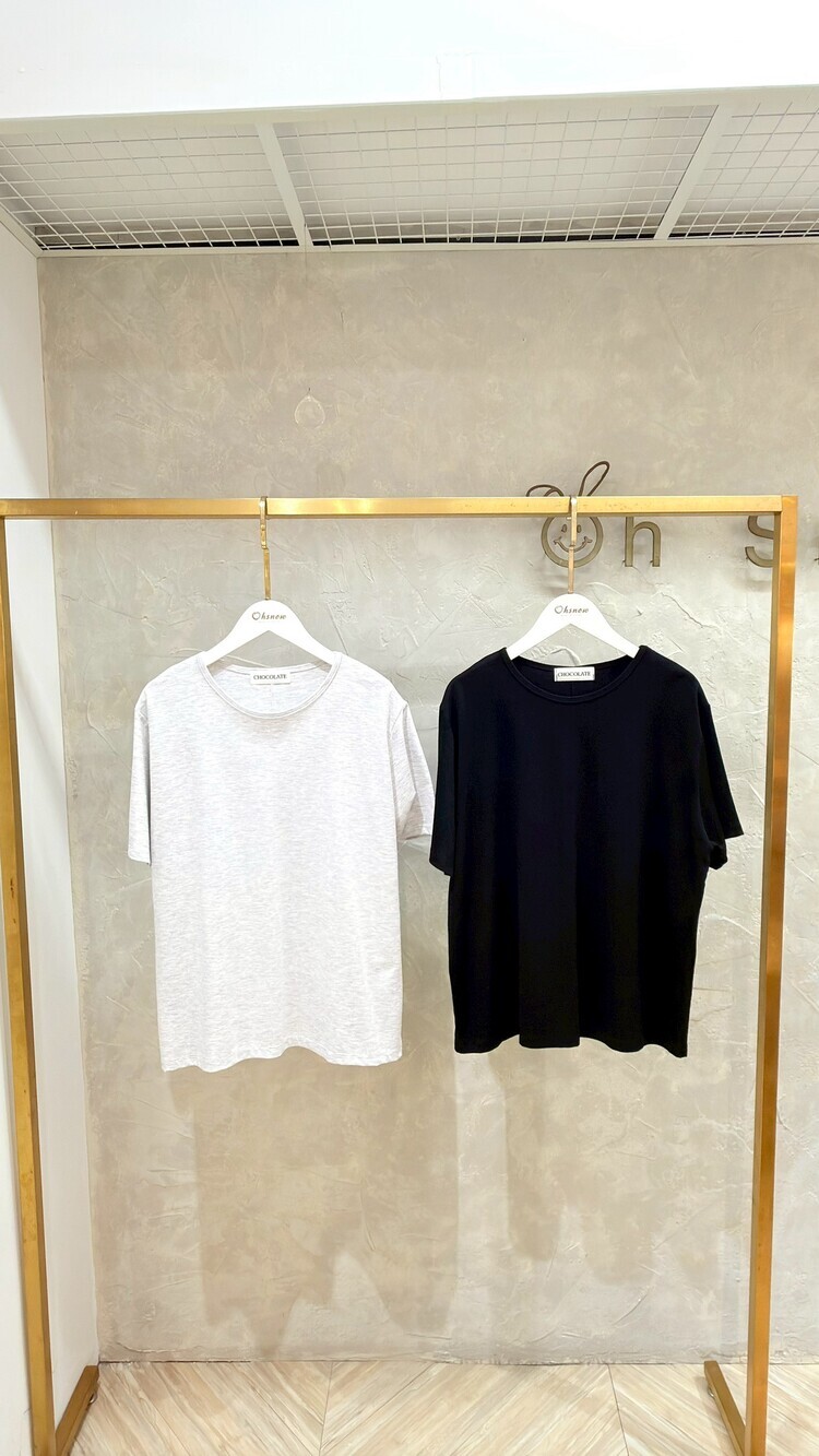 巧-百搭好舒服素色上衣