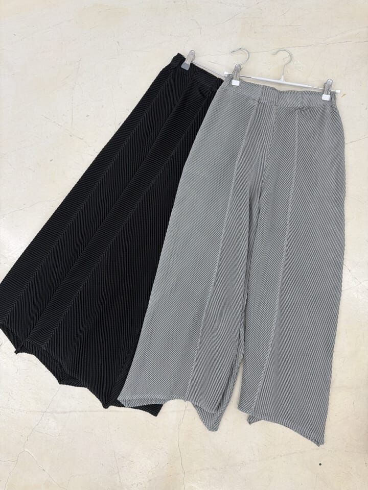 SA6312 立體褶皺寬褲