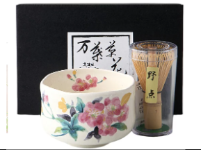NC20260603-F32-【西庵窯】匠人手繪抹茶工具套裝-平安櫻花抹茶碗+茶筅（抹茶攪拌刷）茶碗：9.8×H6.2cm 茶筅小：4.8×8.5cm
