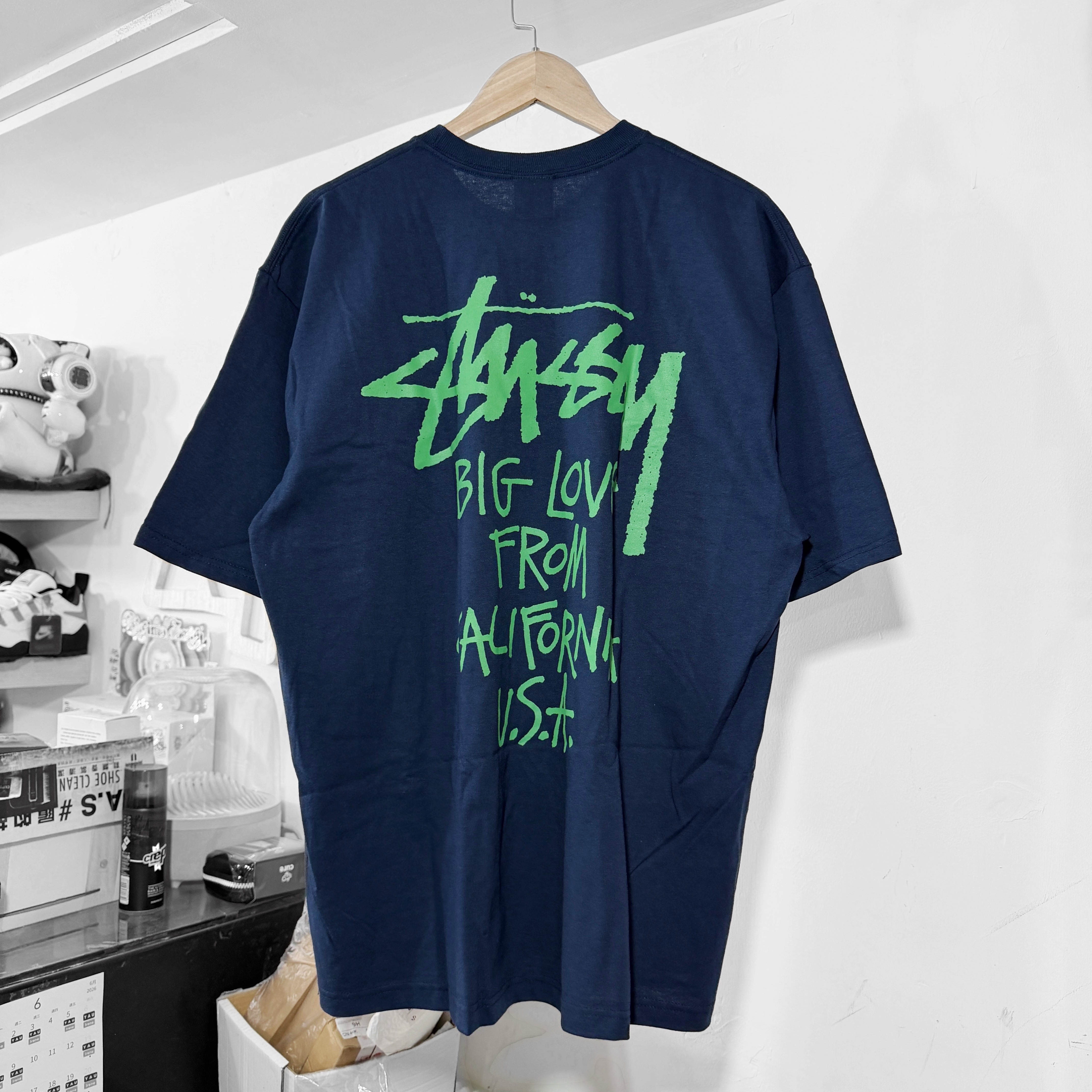 STUSSY SS26 BIG LOVE TEE NAVY 深藍