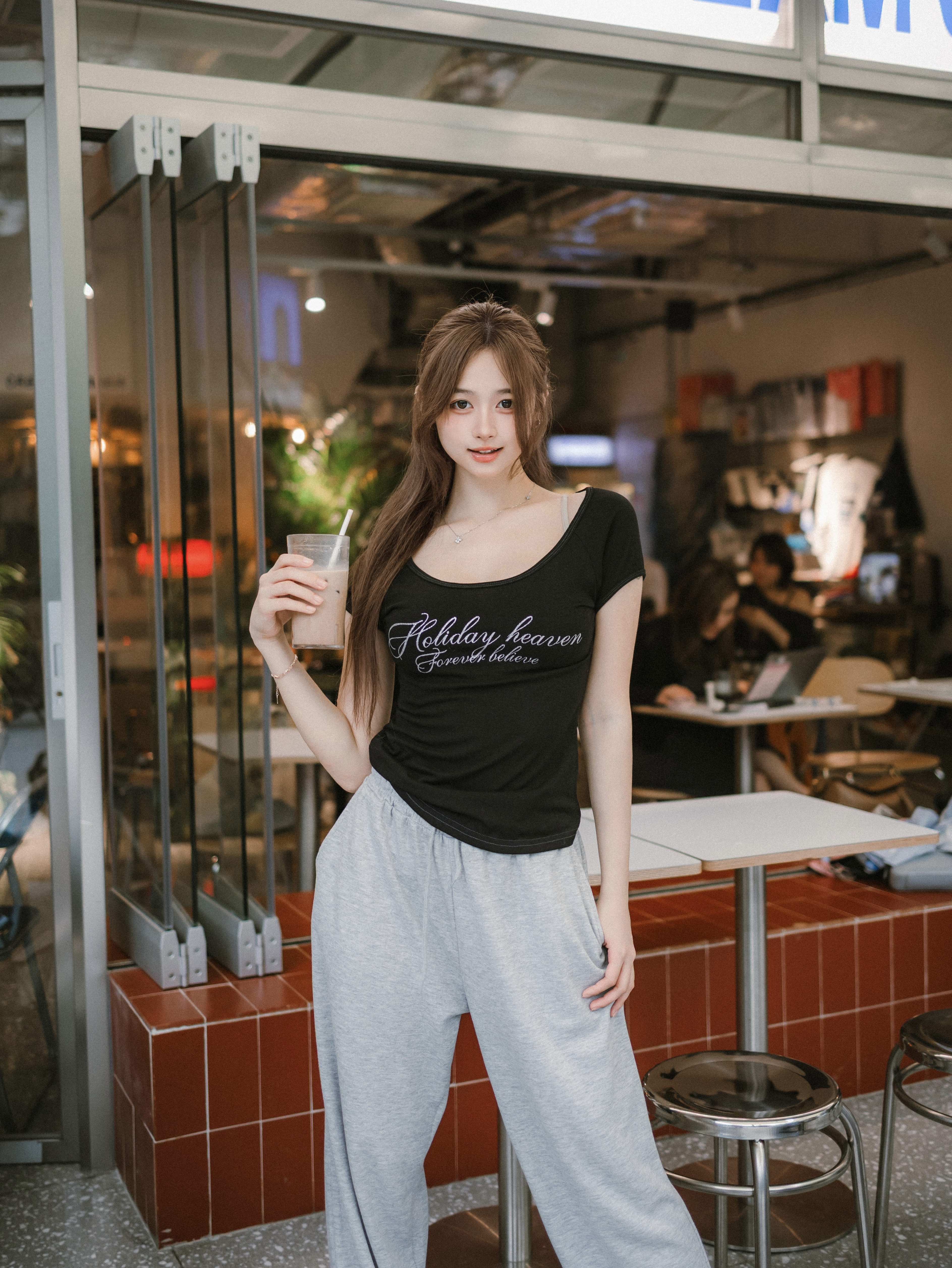Holiday Heaven V-neck Slim Top