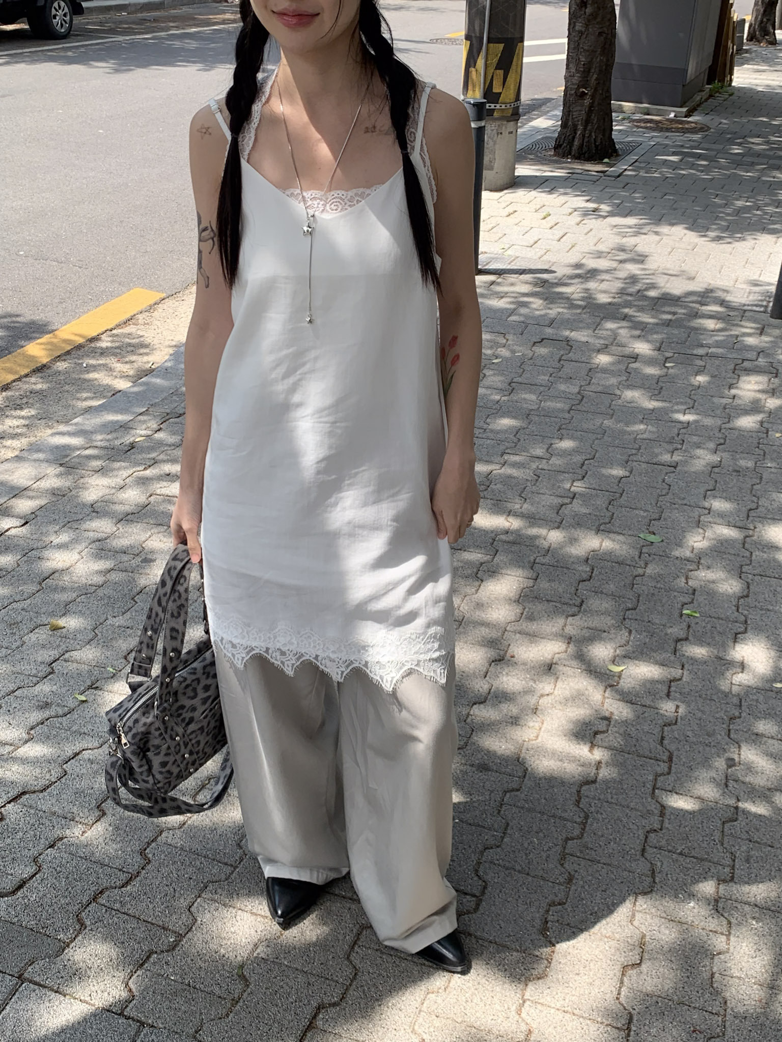 ISA_度假小清新 蕾絲波浪花邊擺吊帶美洋_63080