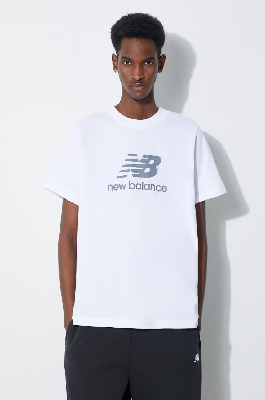 【預購】NEW BALANCE H060422 基礎款大標短袖上衣（白色）