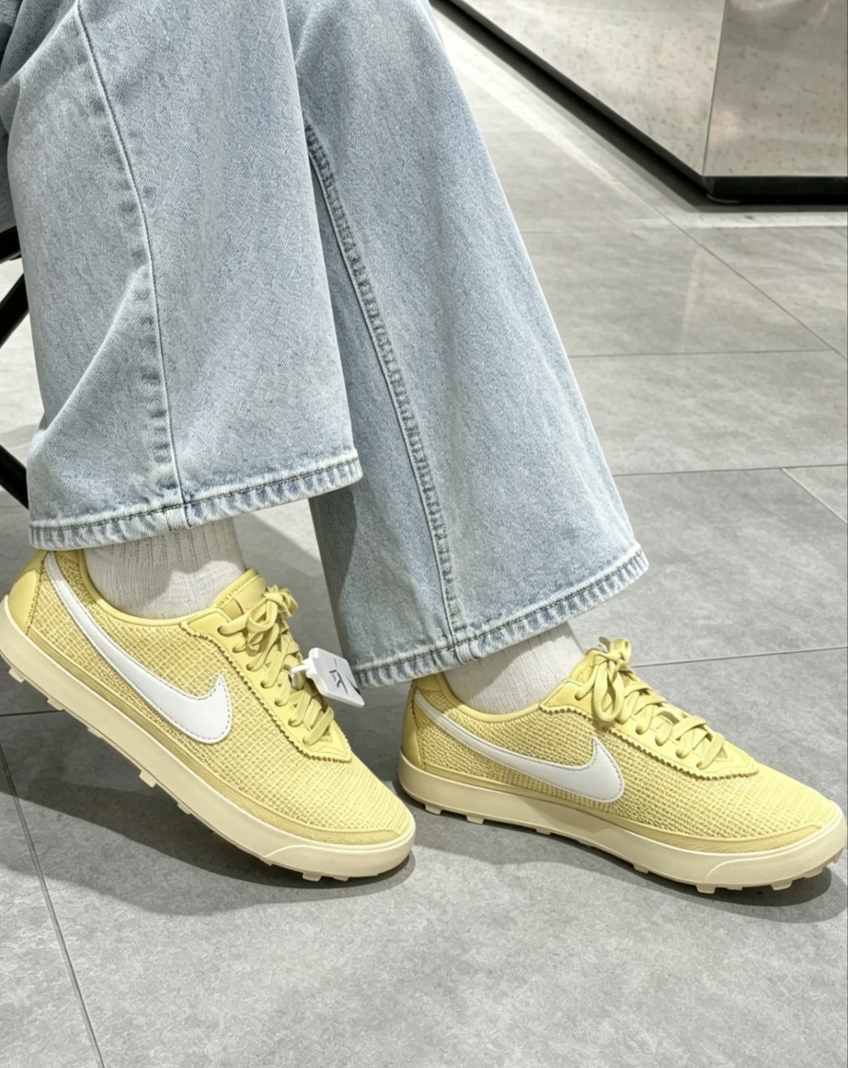 女鞋 NIKE W ASTROGRABBER TXT 淺黃 復古 鬆餅格紋 休閒鞋【II1248-700】