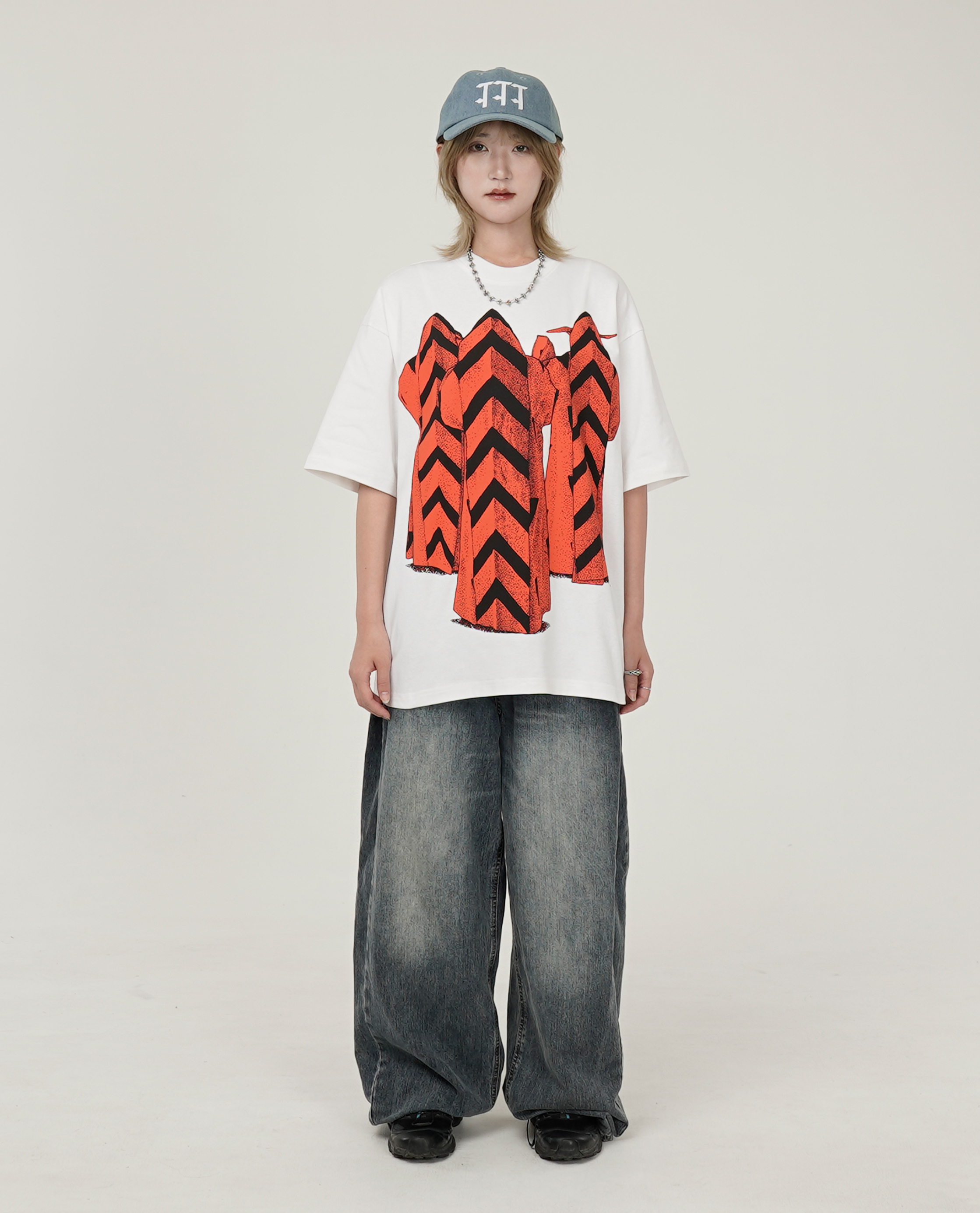The Trilogy Tapes CHEVRON BRETHREN T-SHIRT - 26SS