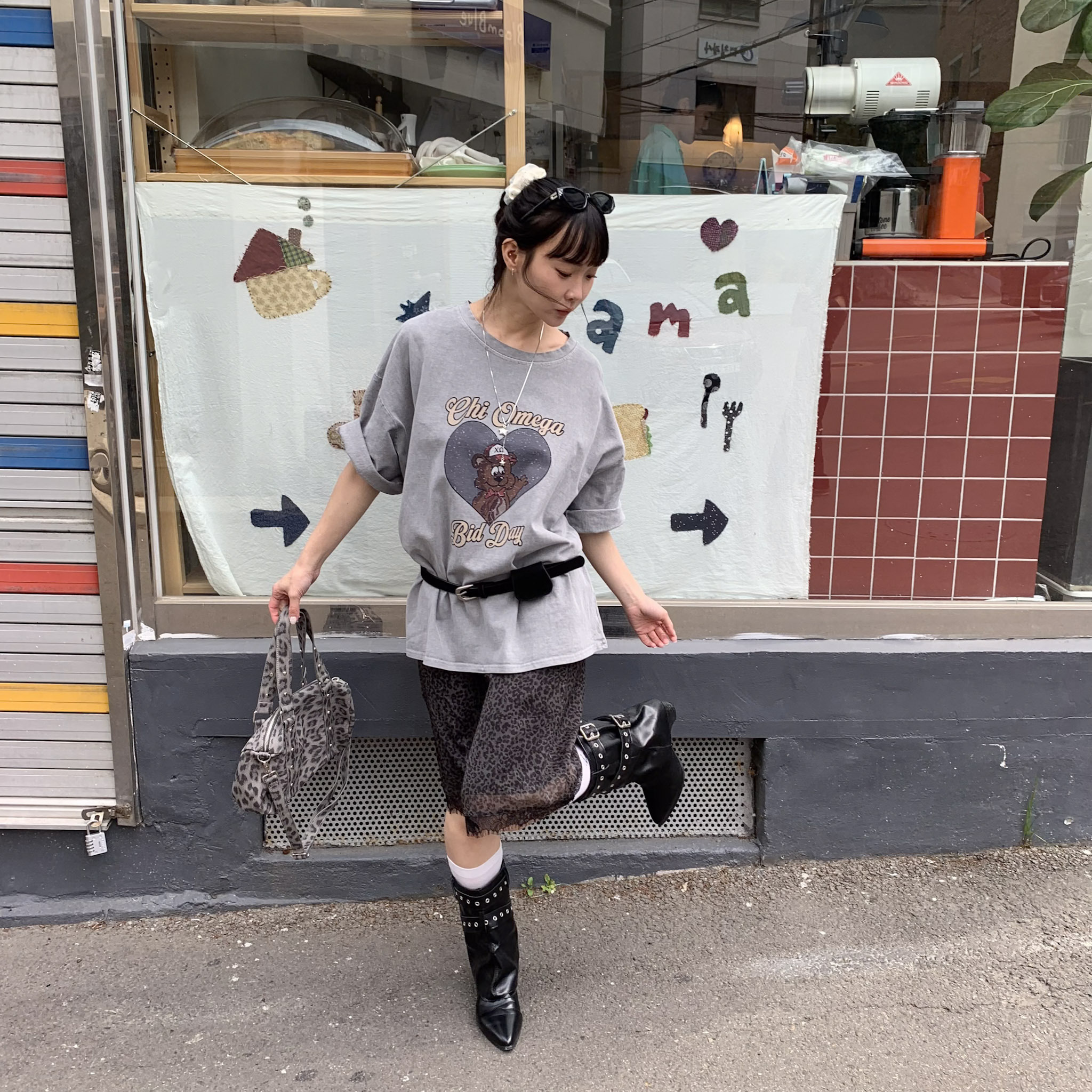 ISA_卡車帽愛心熊 美式落肩寬鬆水洗TEE_64031