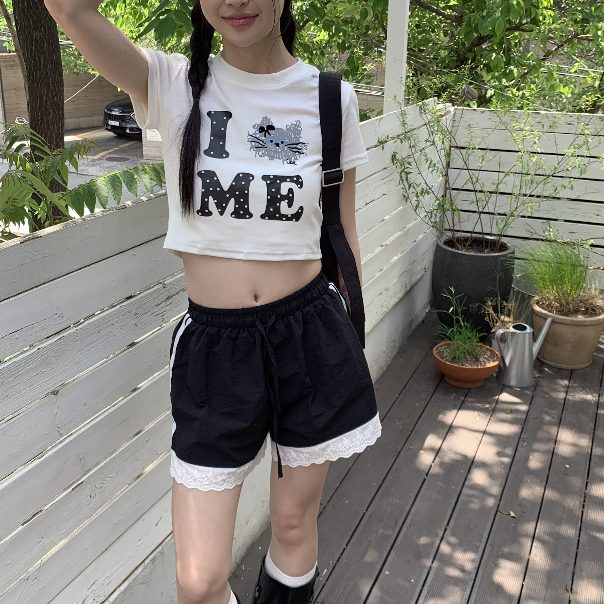 ISA_加點三分甜! 甜酷雙擊蕾絲邊高腰短褲_65009