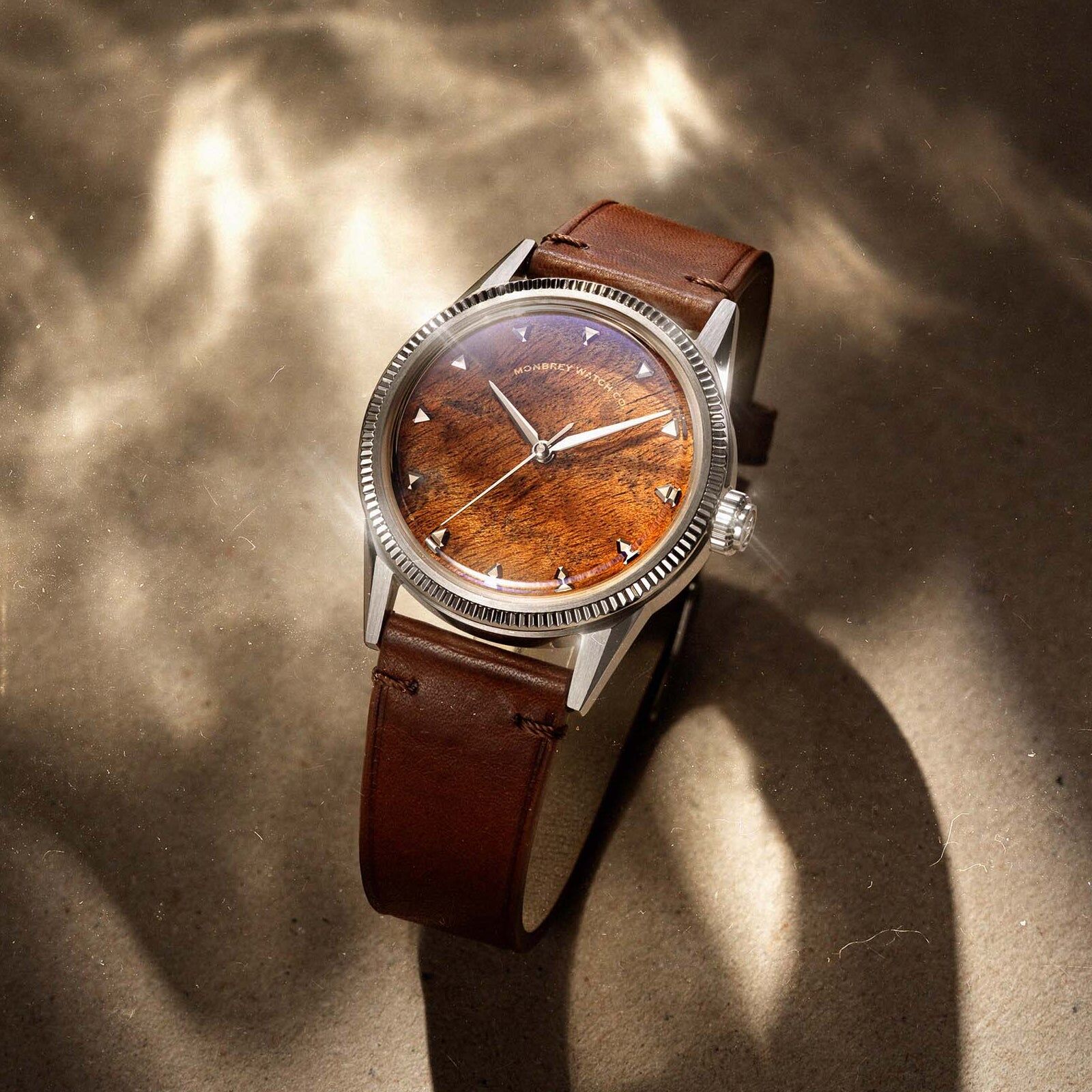 MB3 SERIES - TRINOVA - U1 - Natural Burlwood MB3-U1