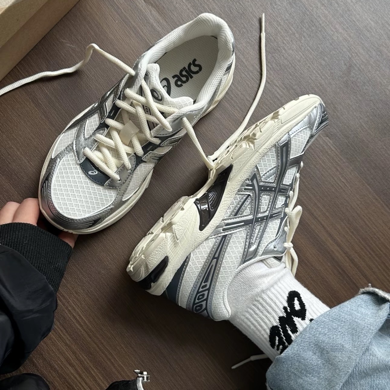 ASICS GEL-1130 奶油白銀 運動鞋 亞瑟士 1203A899-101