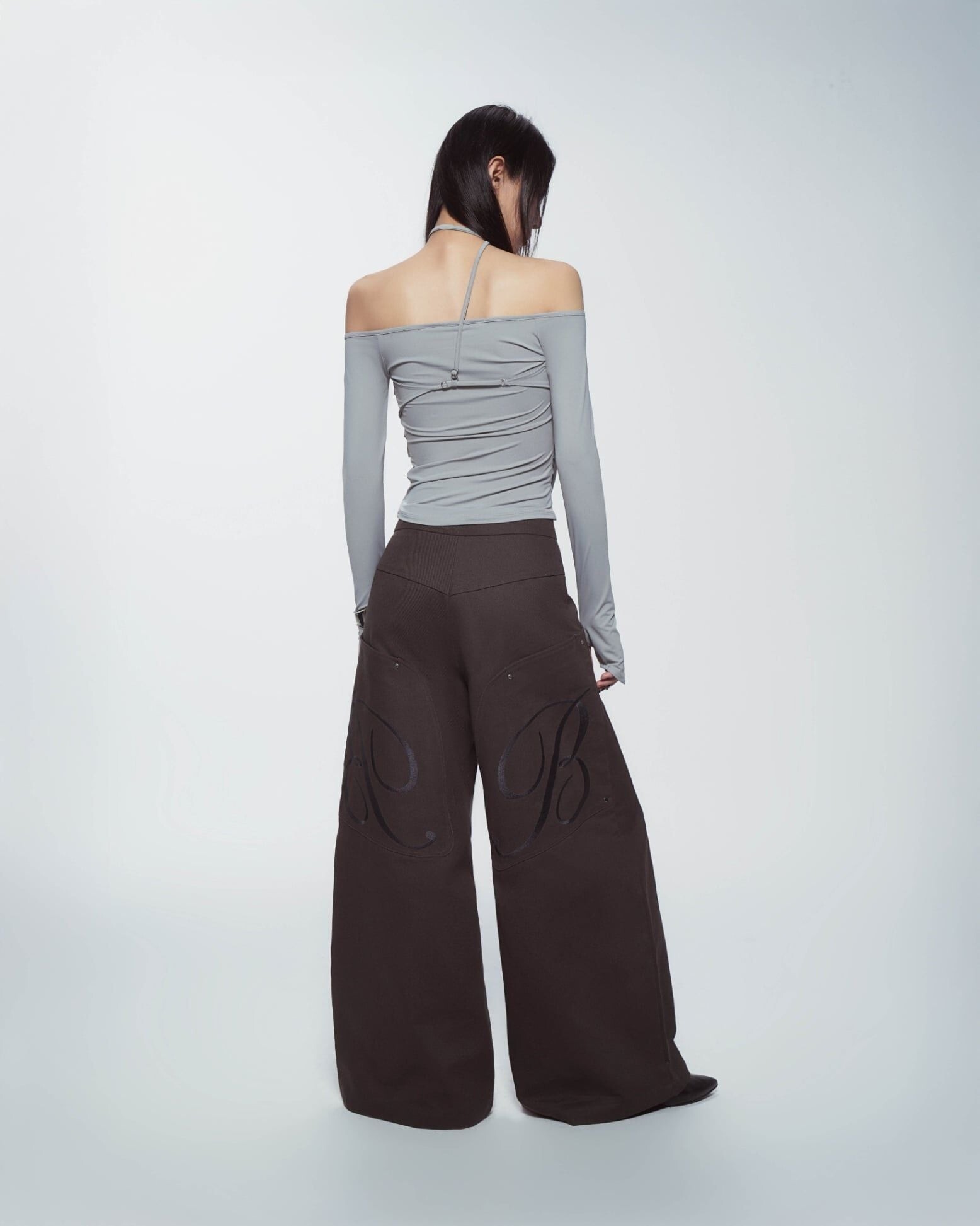 BUNNYHILL  MELVIN LONG SLEEVE TOP 一字領掛脖上衣