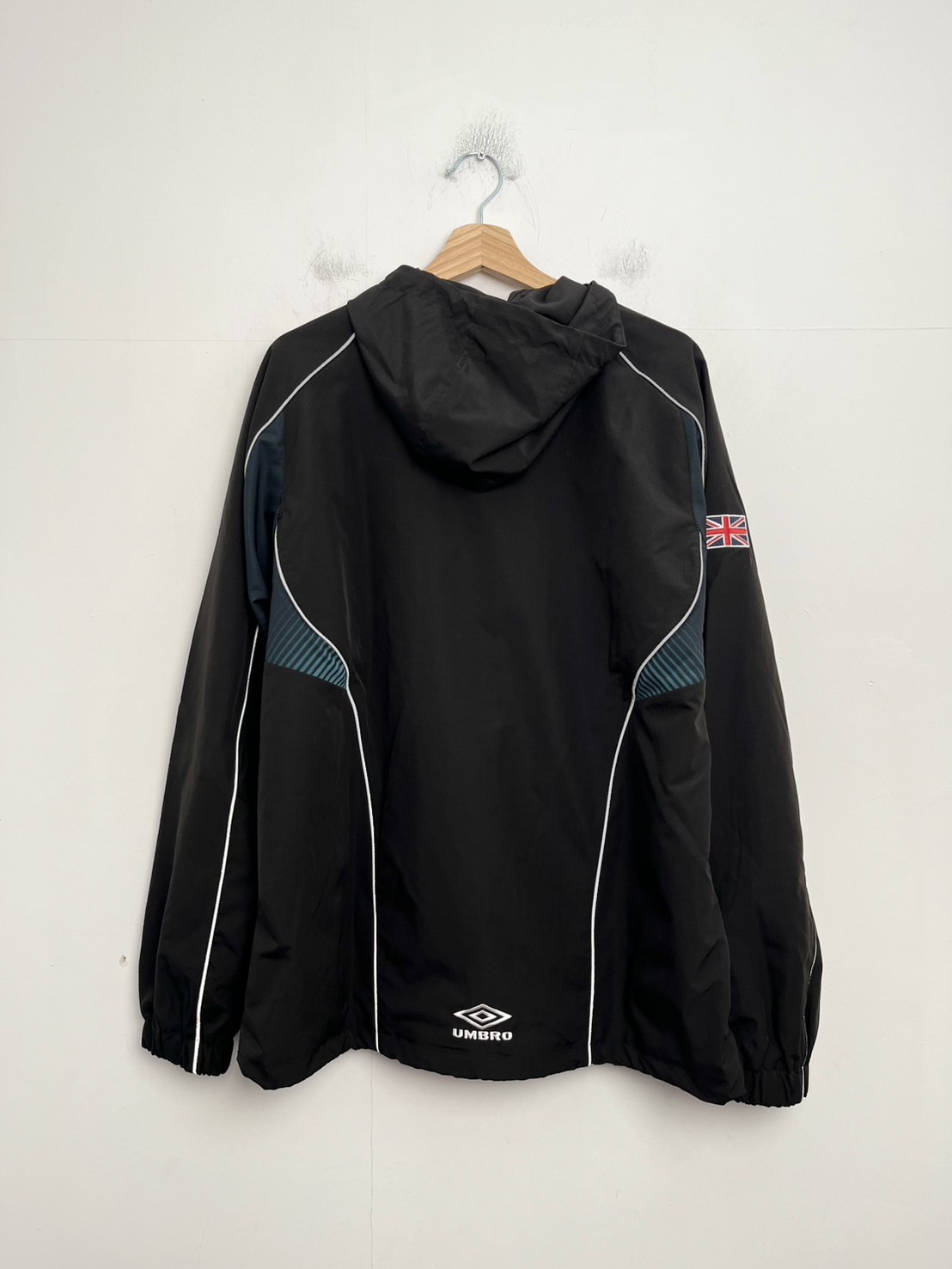 9090 × umbro Gradation Nylon Hooded Jacket SIZE XL