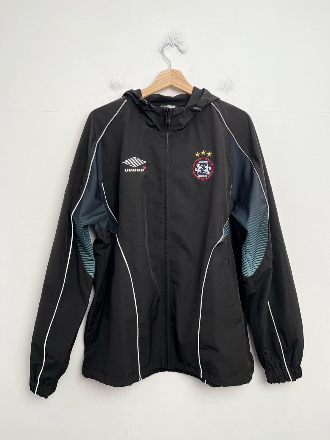 9090 × umbro Gradation Nylon Hooded Jacket SIZE XL