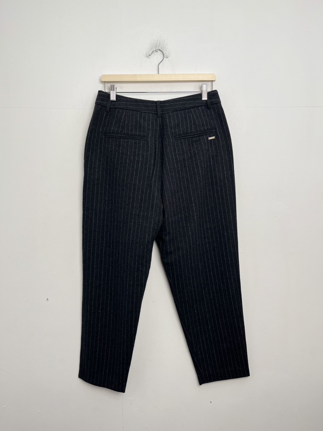 AGNES B. SPORT Grey wool straight leg pants SIZE 40