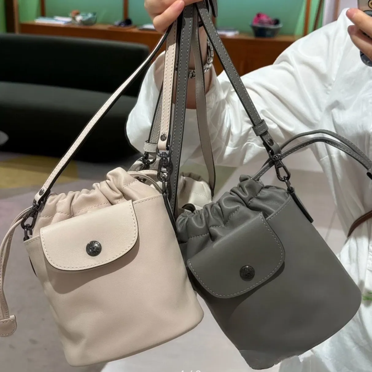 Longchamp XS 抽繩水桶包