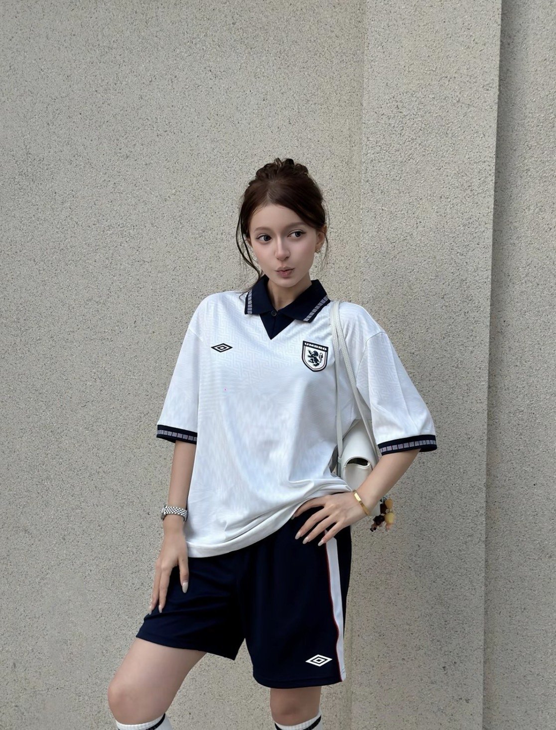 【代購】 Umbro 2026世界盃/女款 英格蘭 經典復古休閒翻領 Polo 衫 甜酷修身 U2226250293