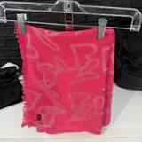 [S] DKNY HOT PINK D6WS1788-HPK EVERYBODY LOVES DONNA METALLIC WRAP, 700948643405 (SD2020)