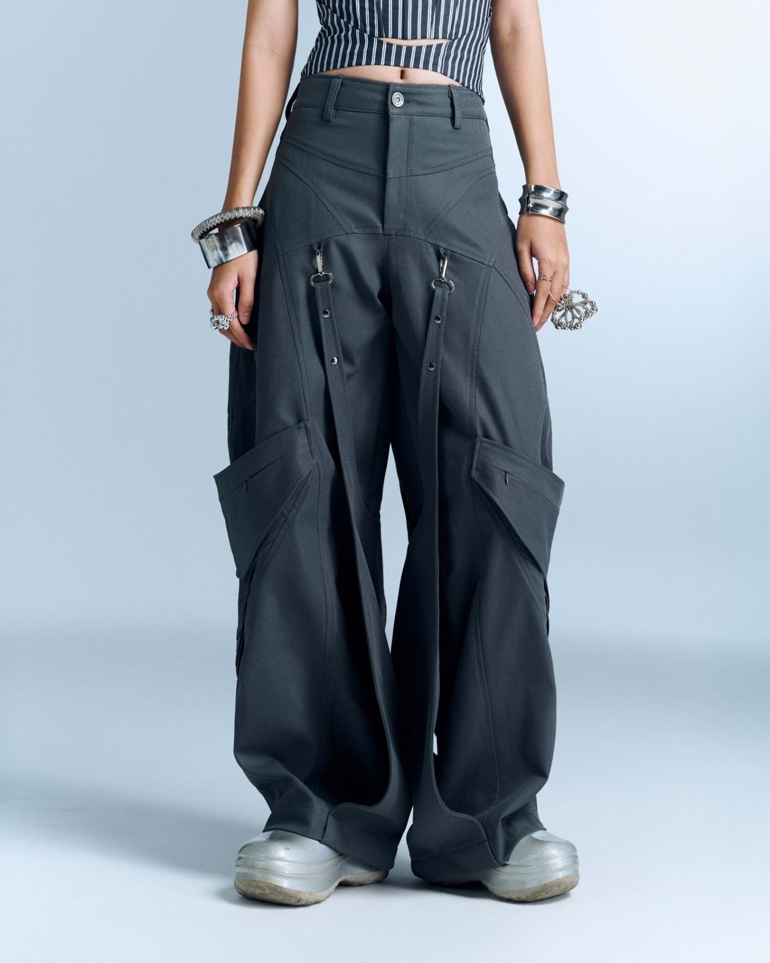 BUNNYHILL CAELUS PANTS  掛帶工裝褲