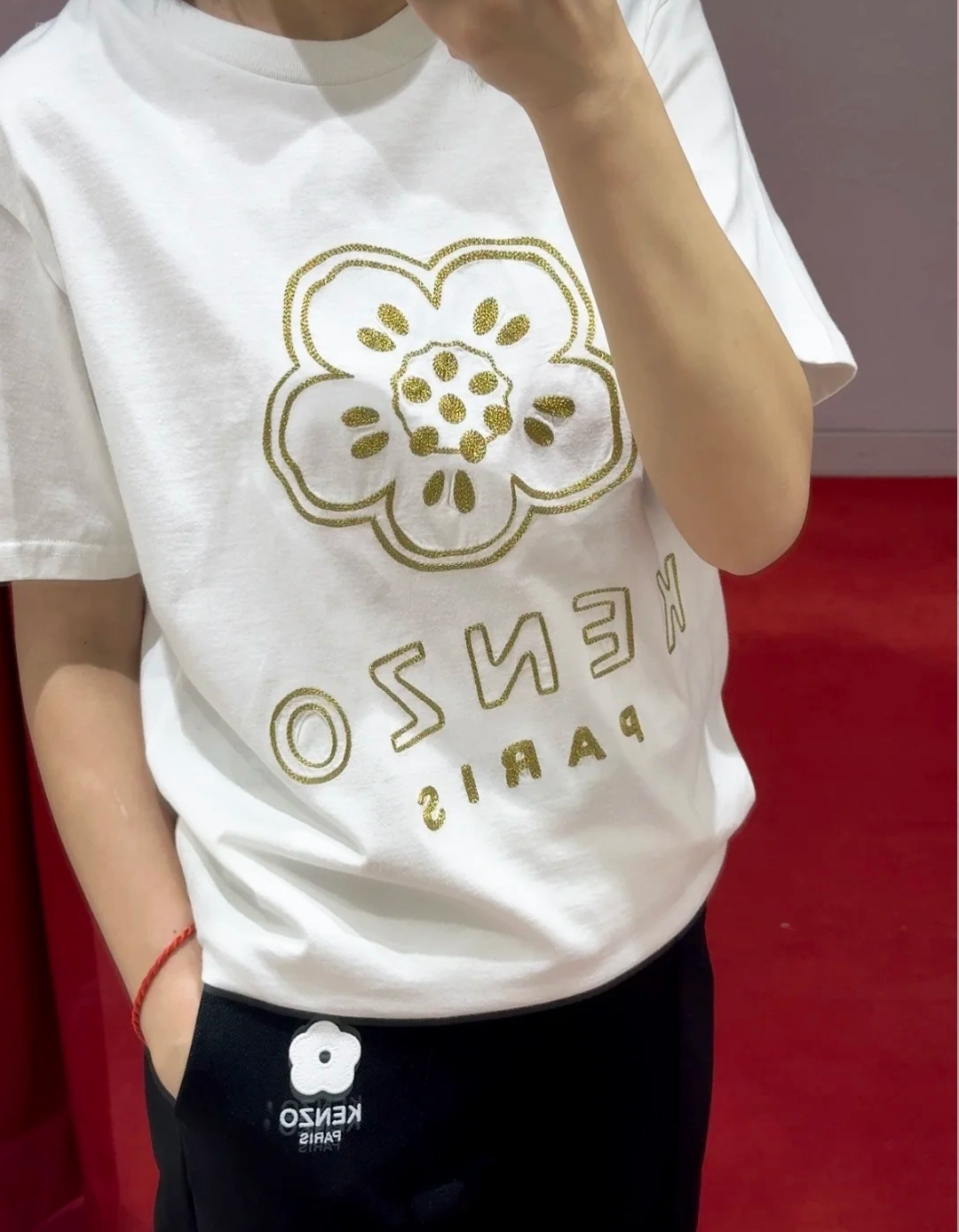 KENZO 白色 併 金色刺繡海棠花 Tee