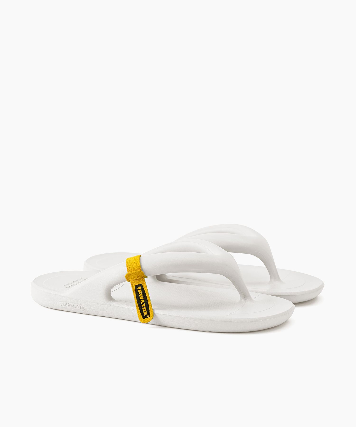 TAW&TOE Zerovity 輕量平底鞋 白色 Z-FT-WH