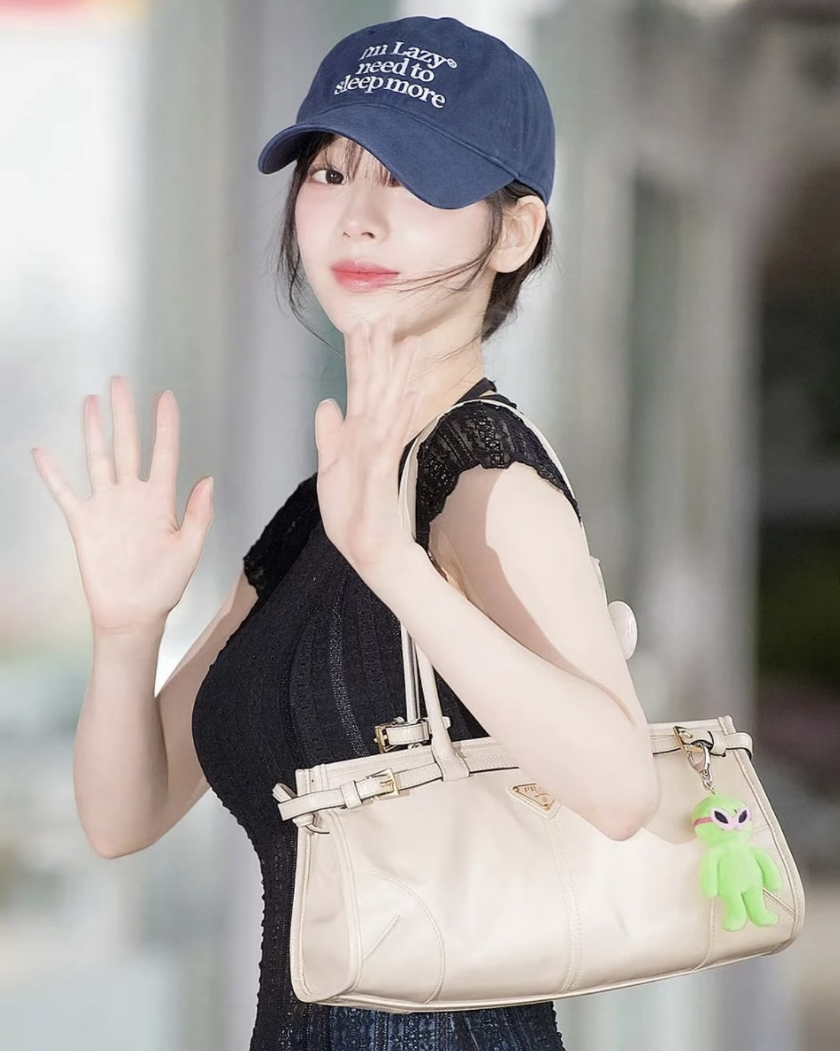 KARINA同款 韓國🇰🇷 HOODHOOD 外星人 吊飾 搞怪 眼鏡可拆 共8款