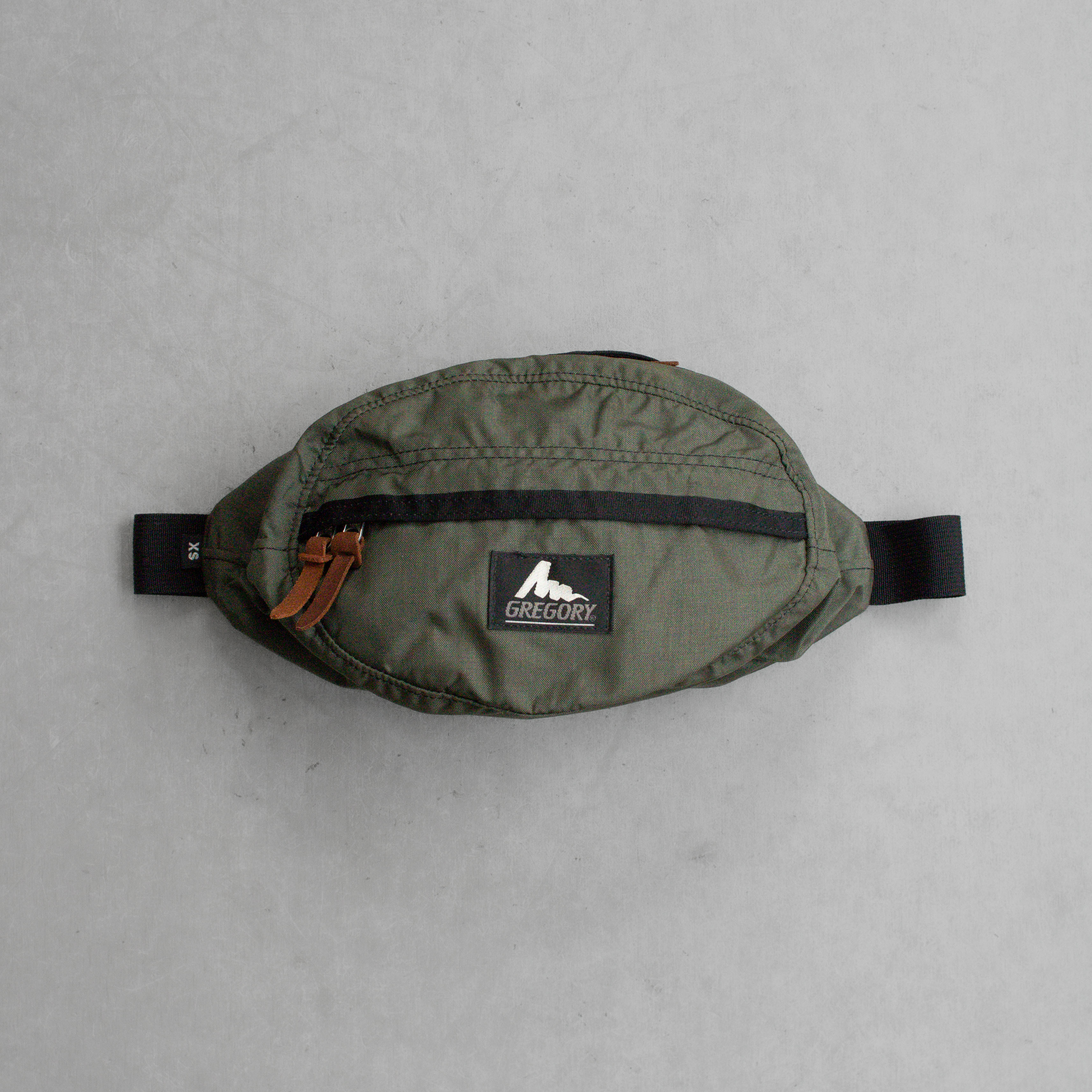 VINTAGE GREGORY TAILMATE XS 美國製 軍綠 登山 運動 斜肩 腰包