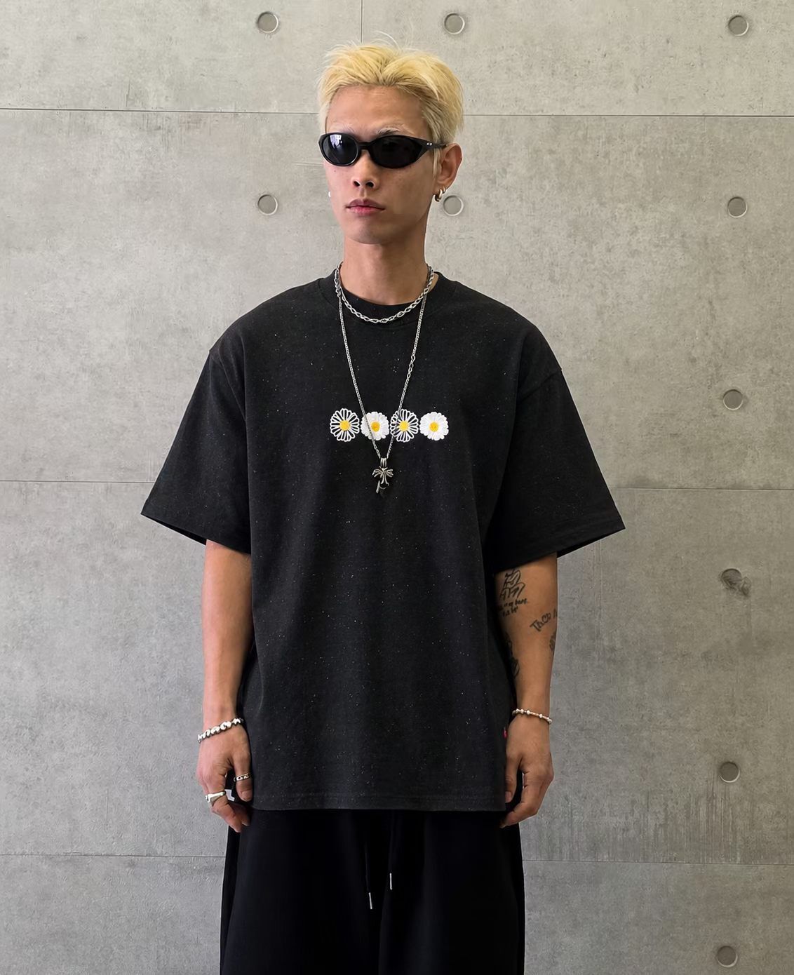 圖案短袖Tee VENTIQUE-102T