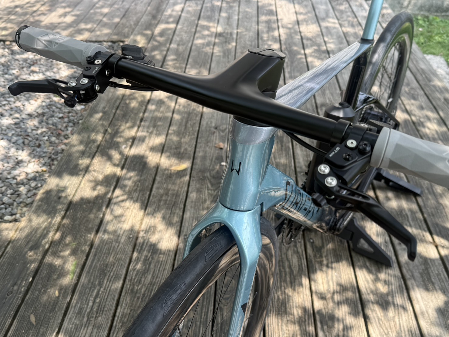 SUBVERS* STN1 Pro E-Bike 平把電輔車 碳纖維一體式車把 Magene電變 碳纖功率腿組 3D坐墊