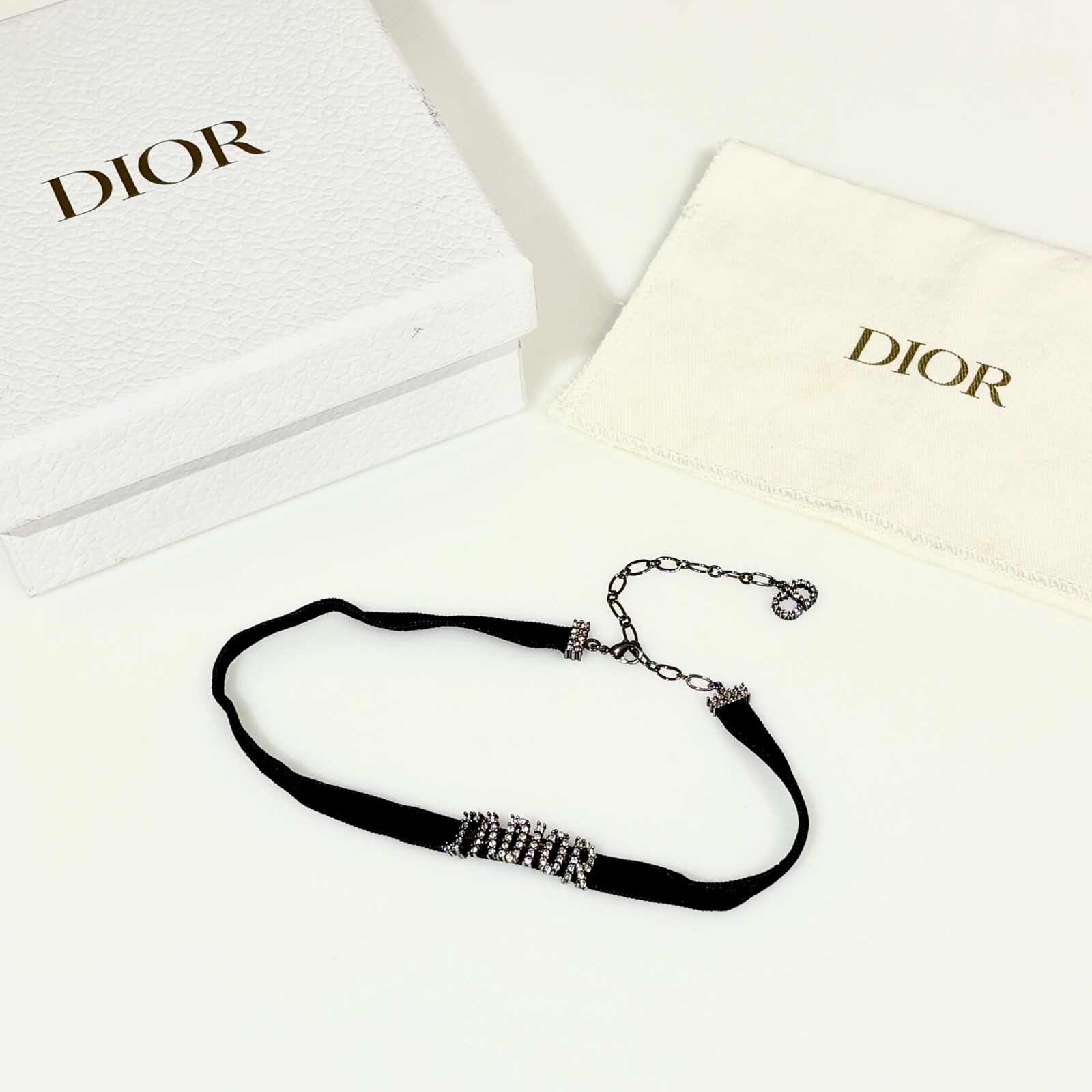 陳列品!!! 全新DIOR Metal Velour Rhine Stone Choker, 黑色絲絨水鑽頸箍 #BRAND NEW #香榭站正品