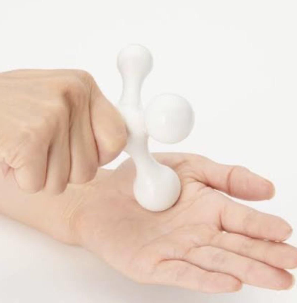 JP Muji 筋骨舒緩按摩器 白 2564 TK260604