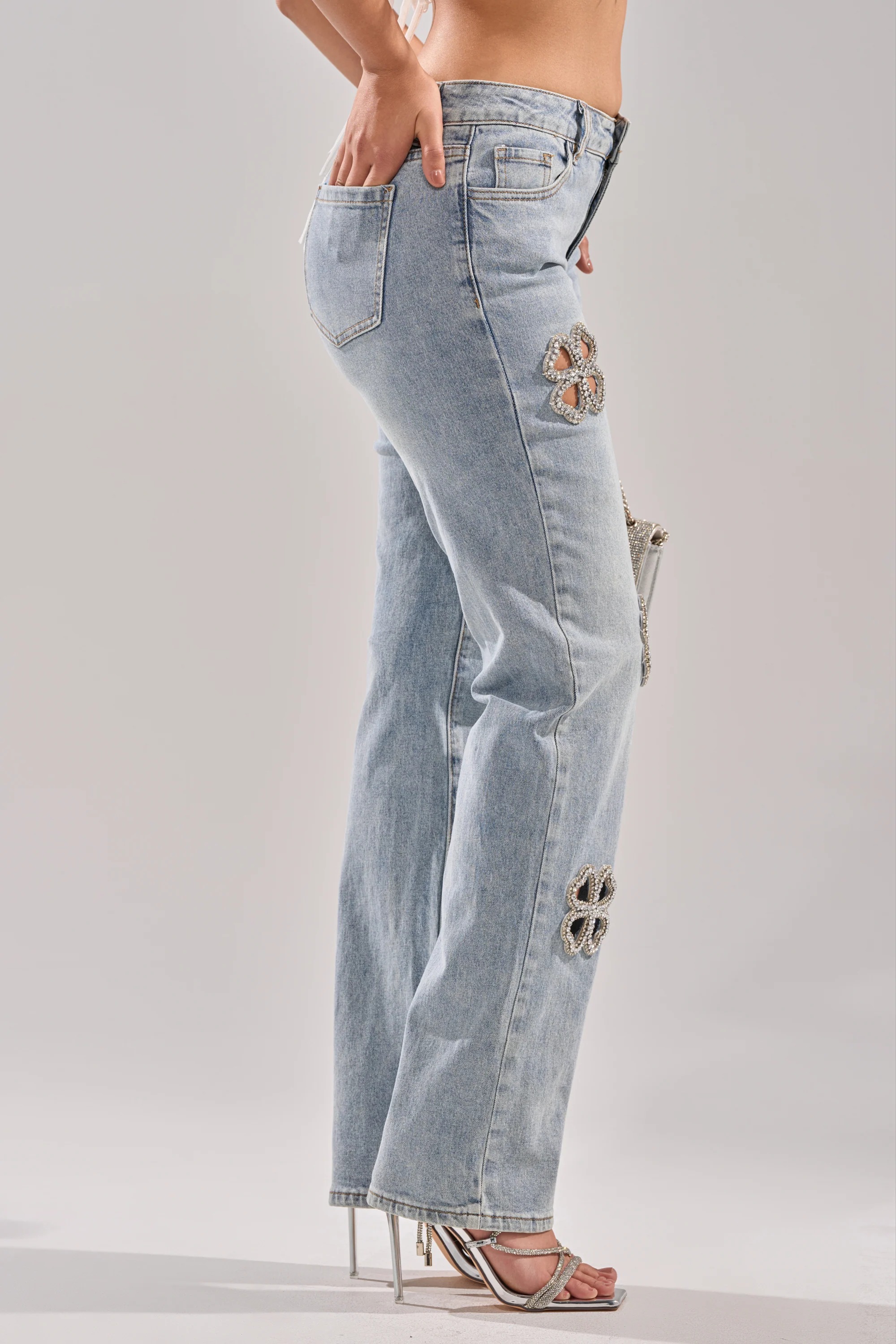 Denim單寧藍色水鑽Cutout花卉牛仔褲