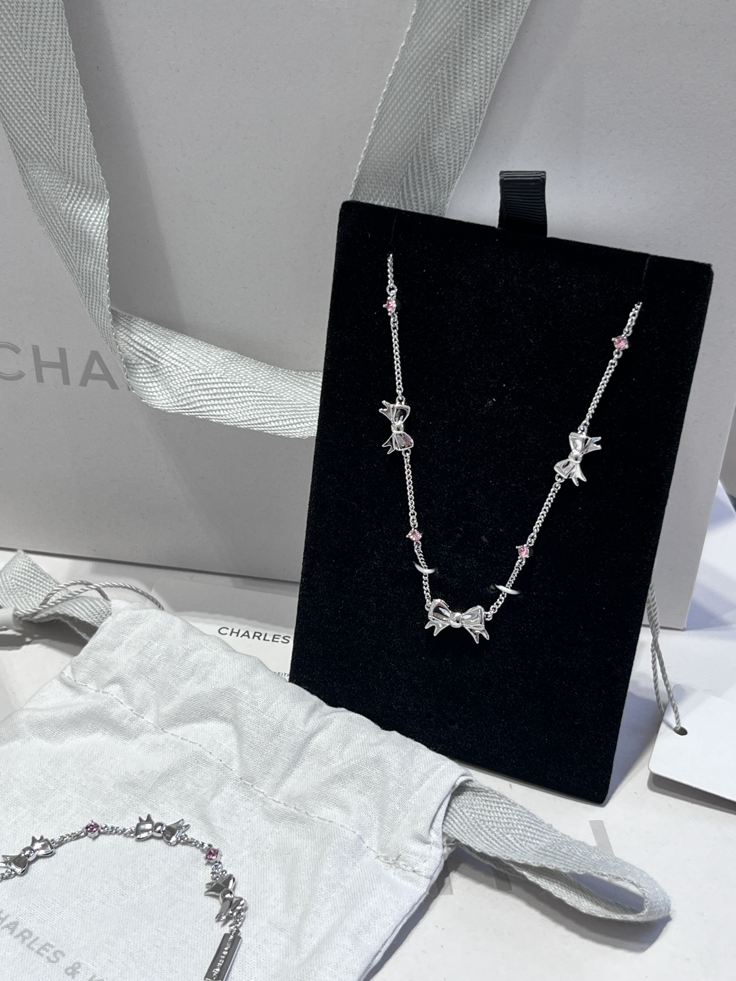 代購-CHARLES&KEITH 小ck 蝴蝶結系列 鑲鑽 項鍊 粉紅色Pink