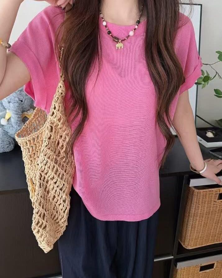 【質感混亞麻薄款針織上衣】（現貨）