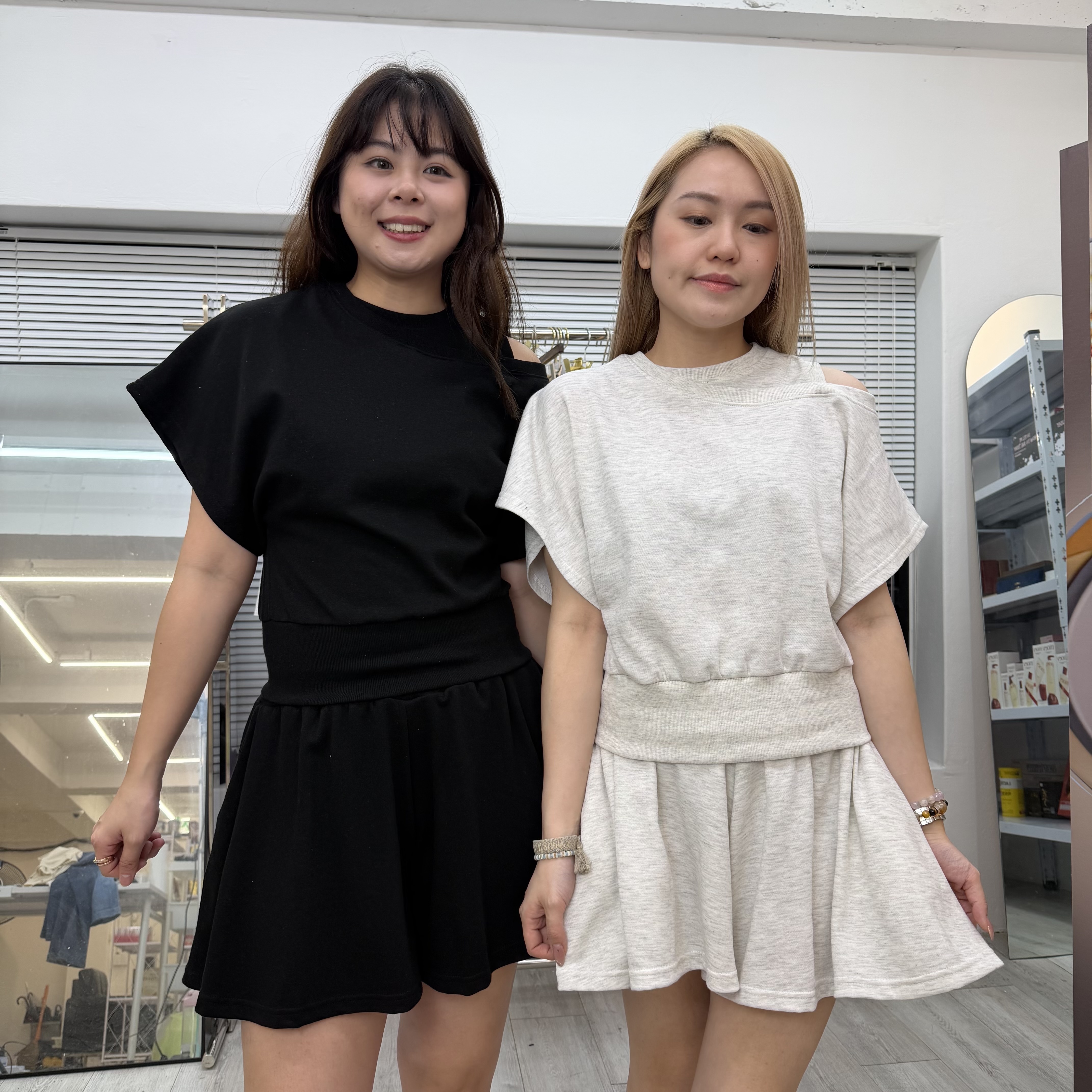 【韓國連線】單露肩休閒薄衛衣料套裝 (A29-A30)