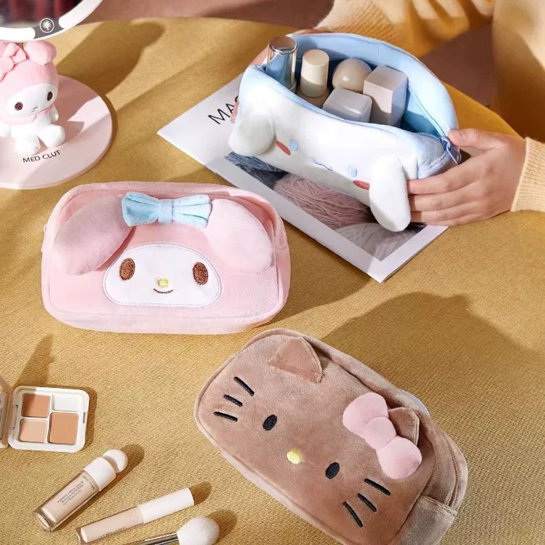 Hello Kitty Sanrio |毛絨化妝包 收納包