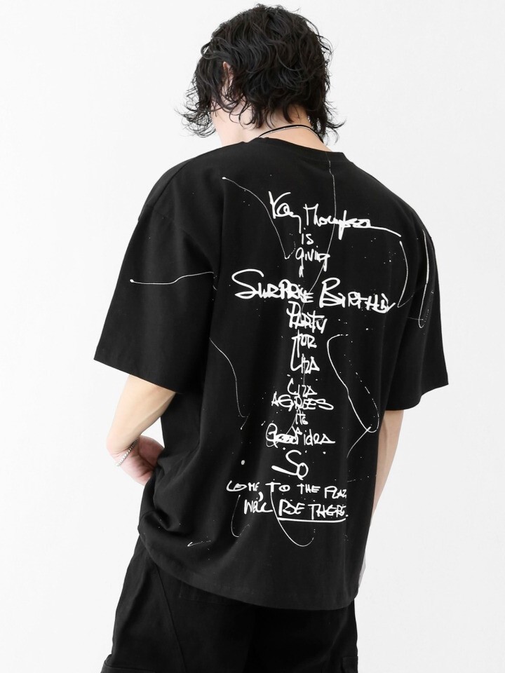 Loose-fitting short-sleeved T-shirt
