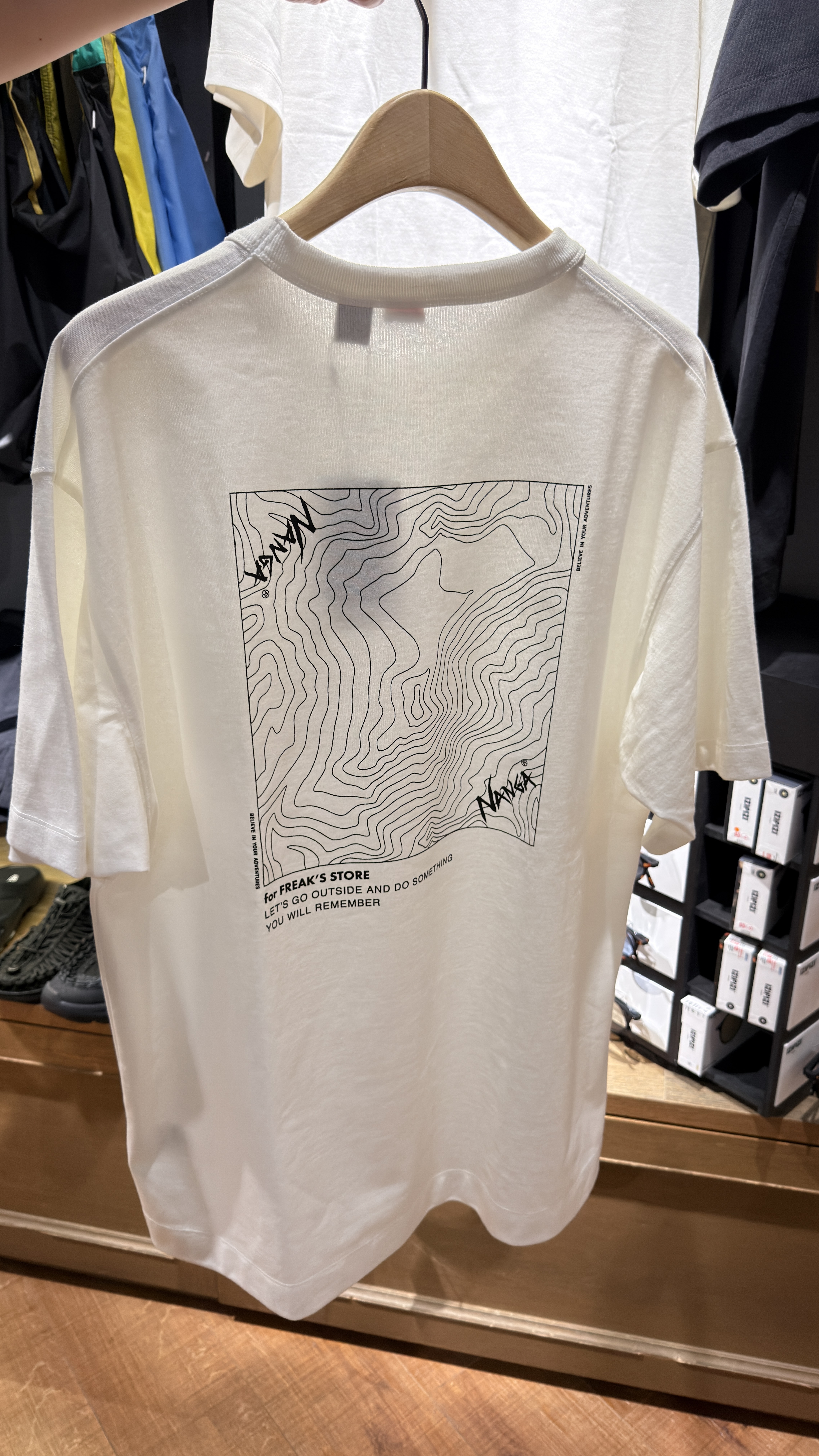 【日本限時連線🇯🇵  6/6 早上10:00（台灣時間） 準時收單 ✈️ 】NANGA ECO HYBRID CONTOUR LOGO TEE 環保混紡輪廓線條 短tee 別注款