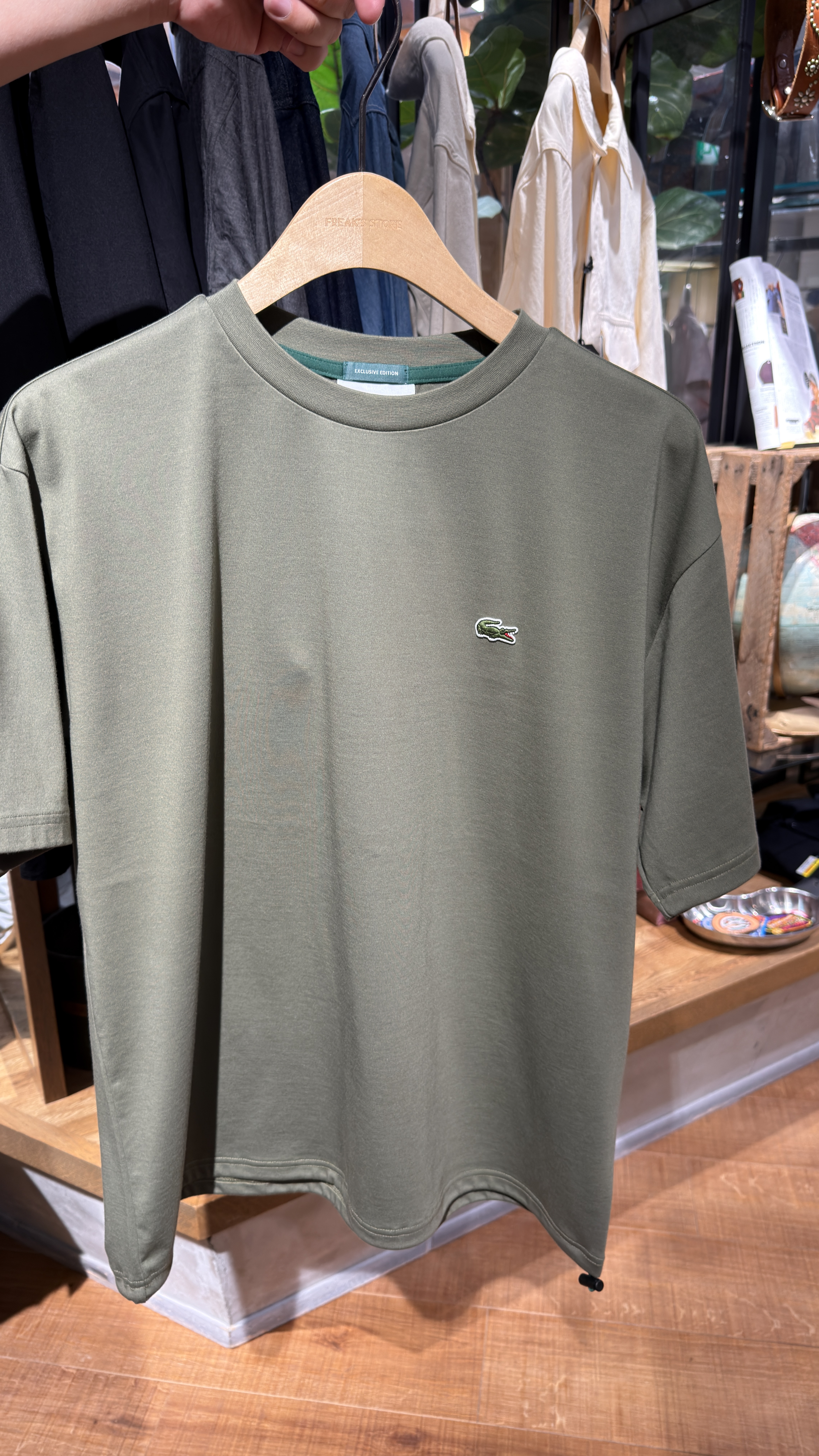 【日本限時連線🇯🇵  6/6 早上10:00（台灣時間） 準時收單 ✈️ 】Lacoste 胸前鱷魚 抽繩 短tee 寬鬆版型