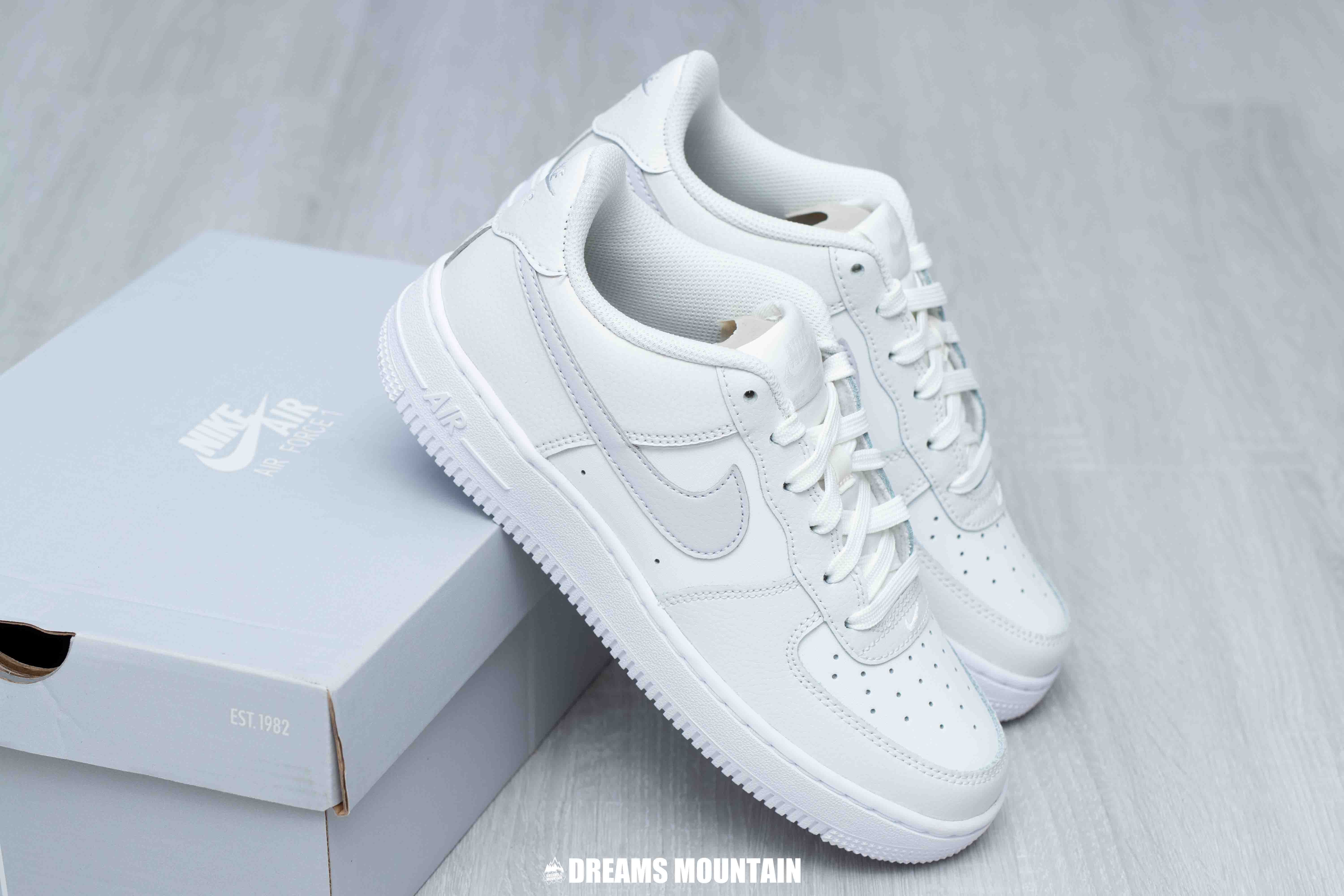 【預訂】 NIKE AIR FORCE 1 LOW 淺灰白-GS