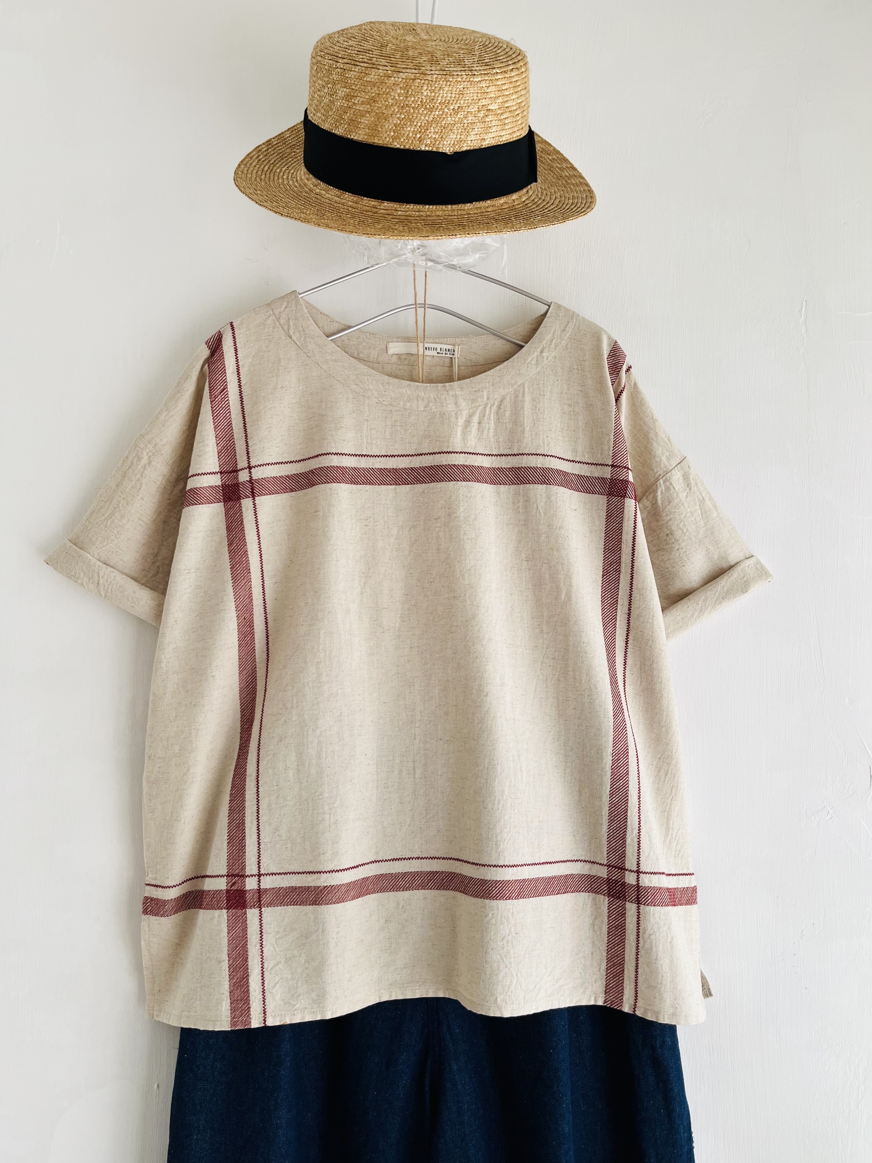 NUEVO BLANCA麻色刺繡圓領top